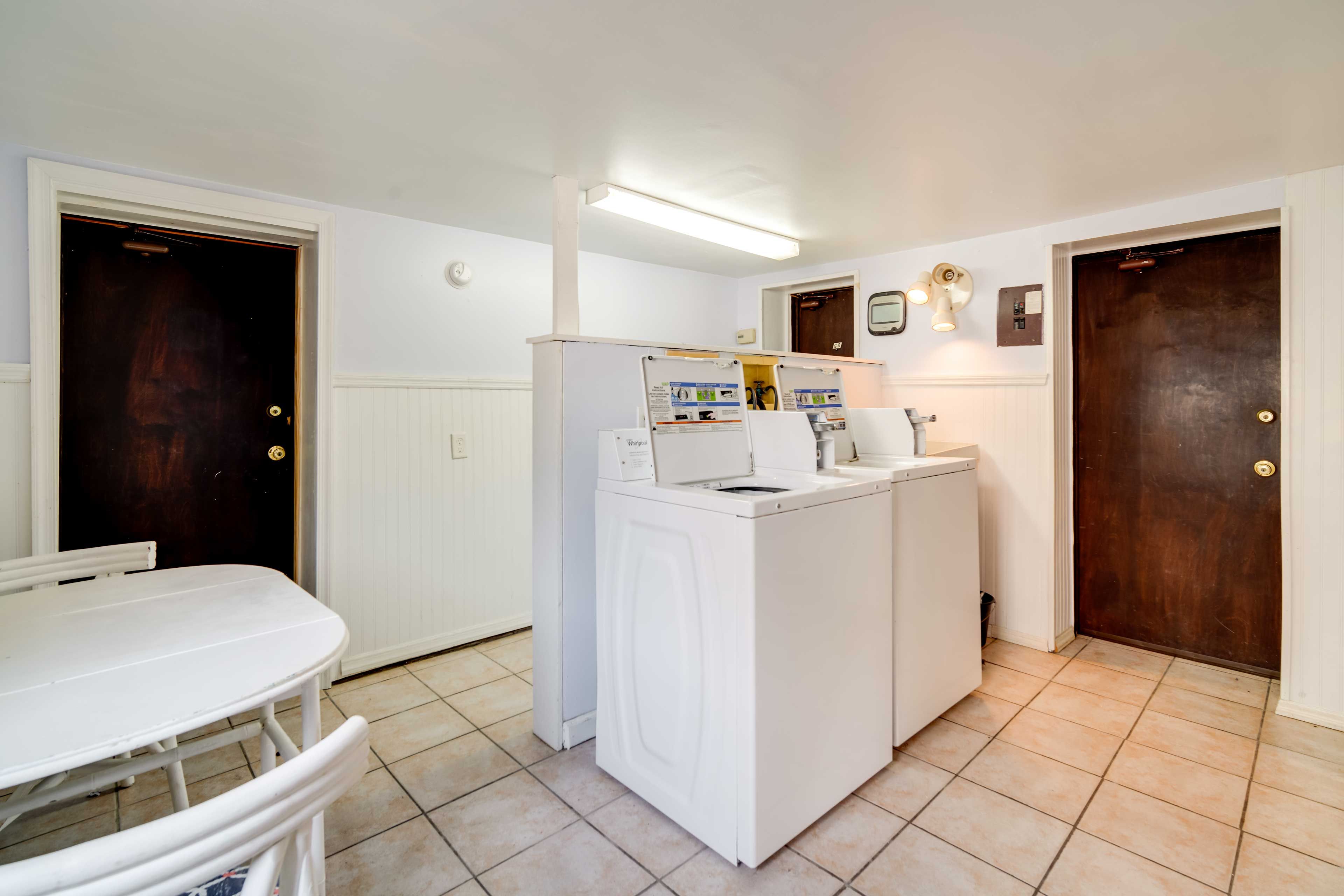 Shared Amenities | Coin Laundry