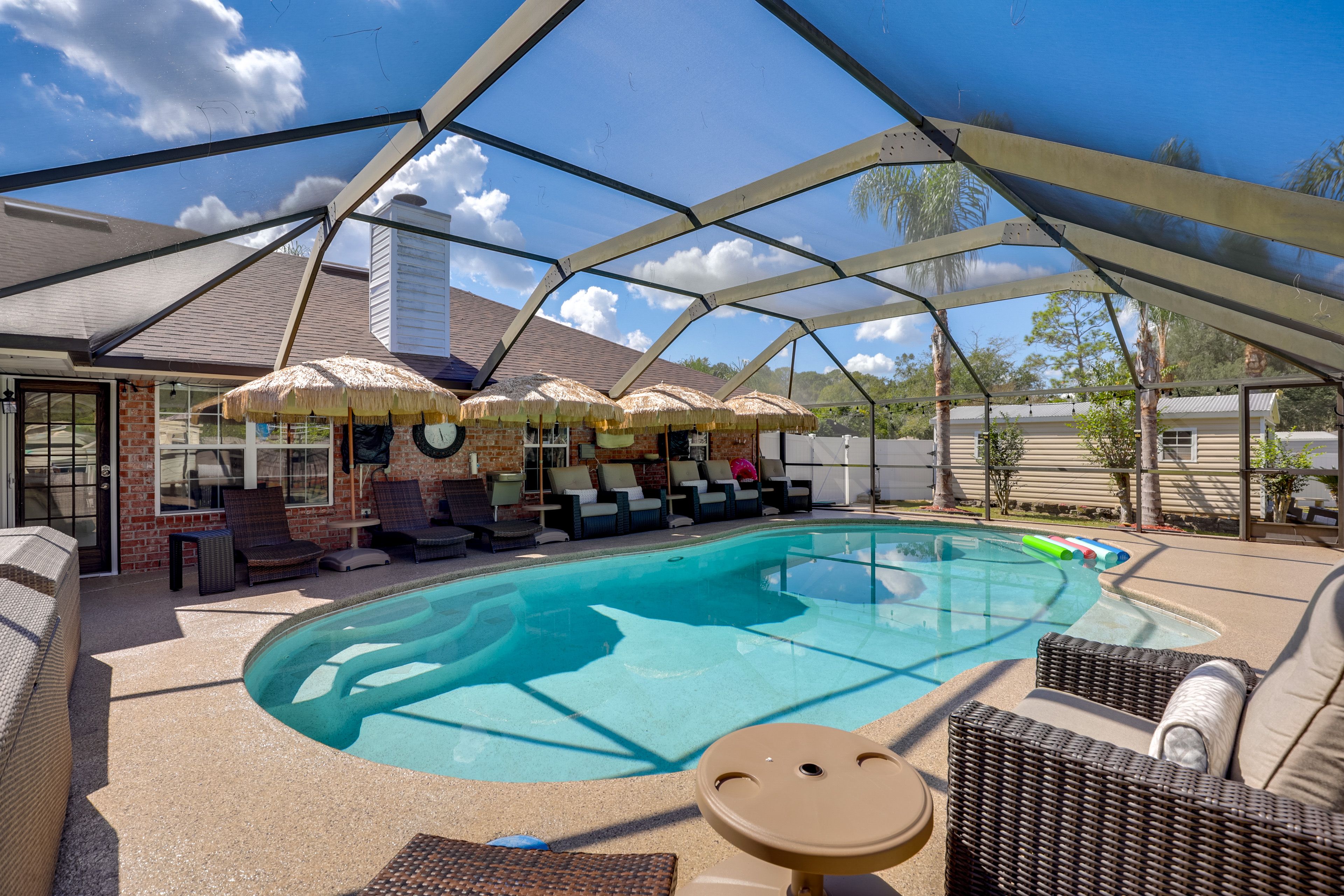 Screened-In Lanai | Private Pool w/ Lounging Furniture