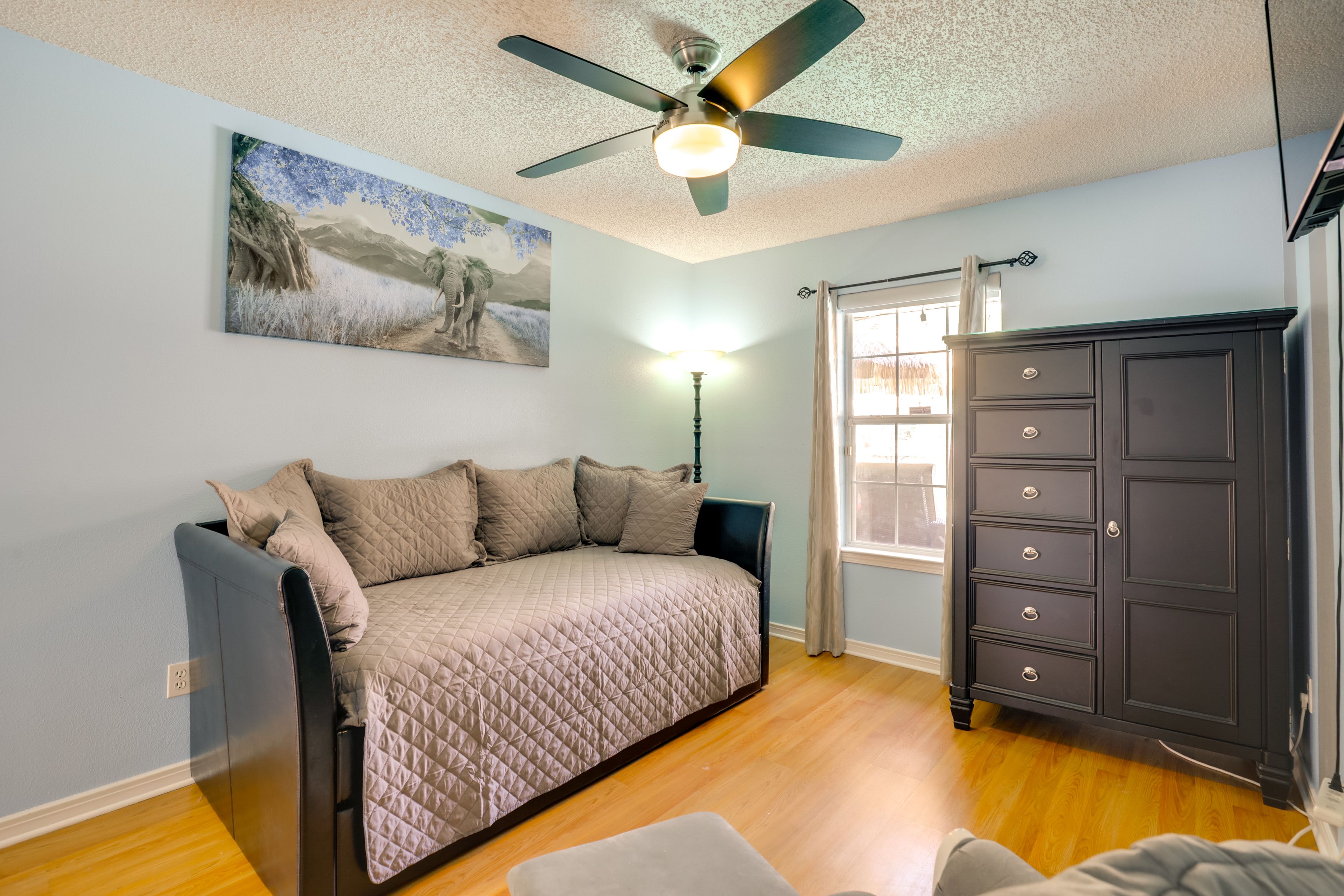 Bedroom 3 | Twin Bed w/ Twin Trundle | Smart TV