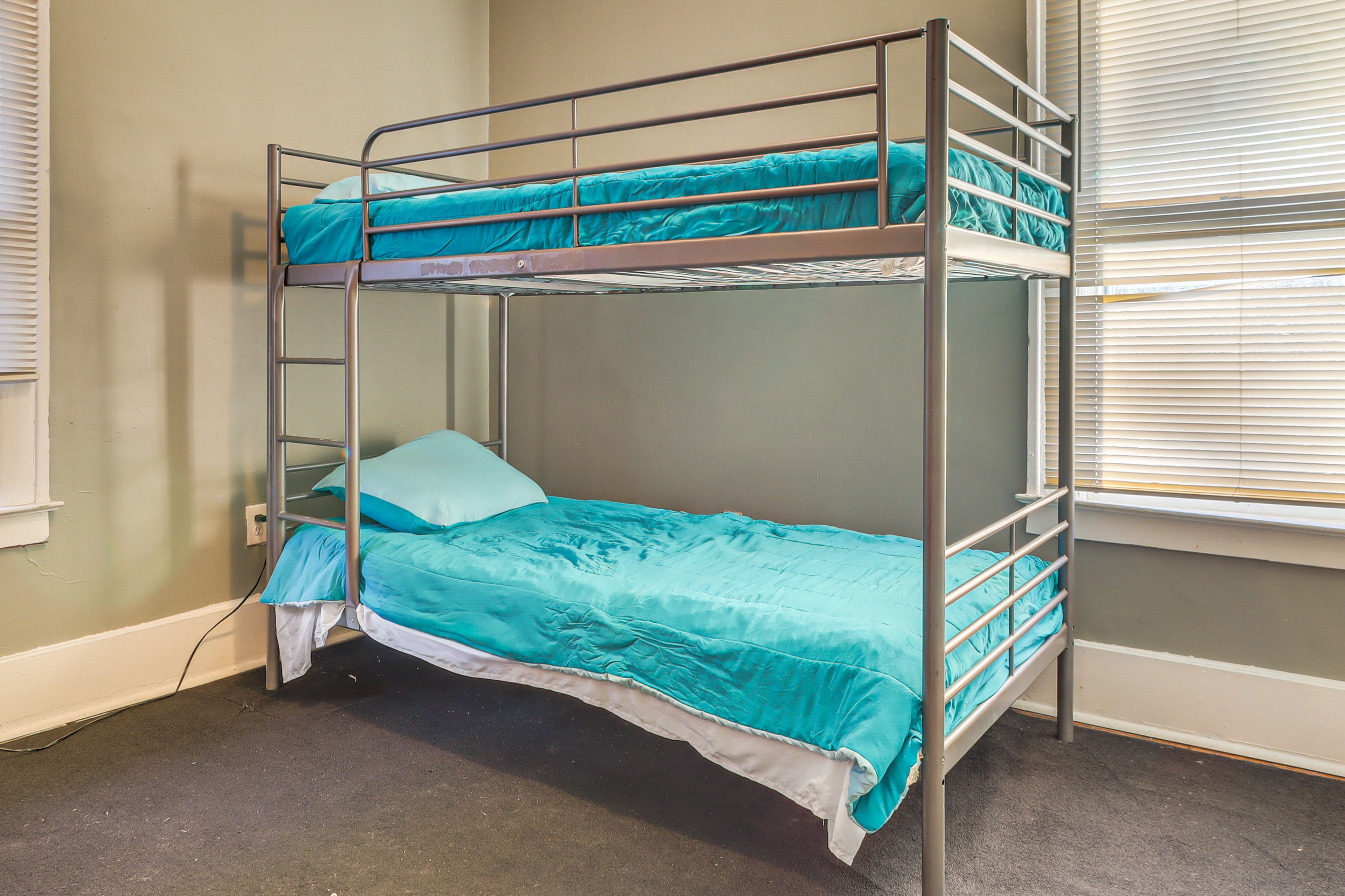 Bedroom 2 | Twin Bunk Bed | Smart TV