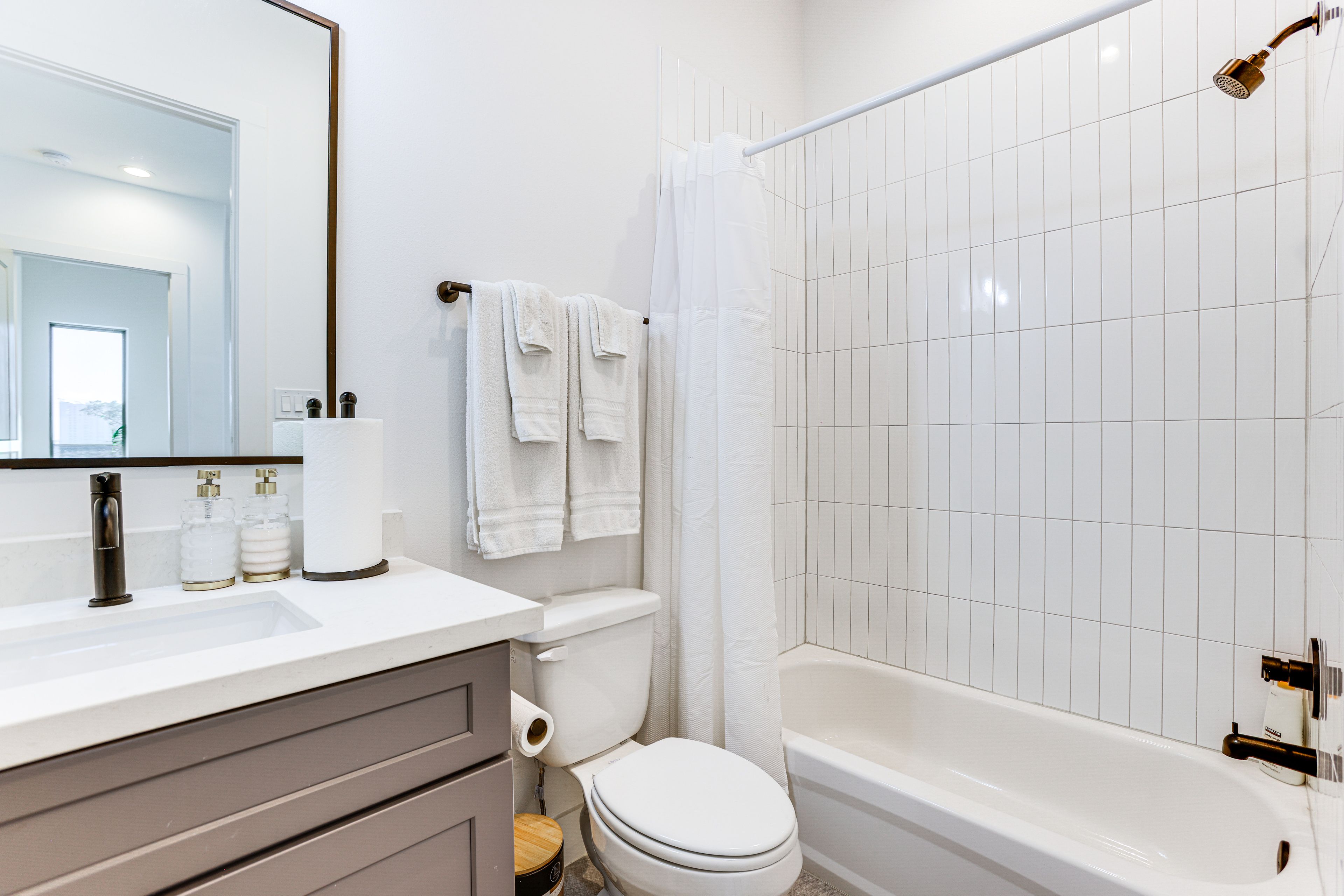 Bathroom | Lower Floor