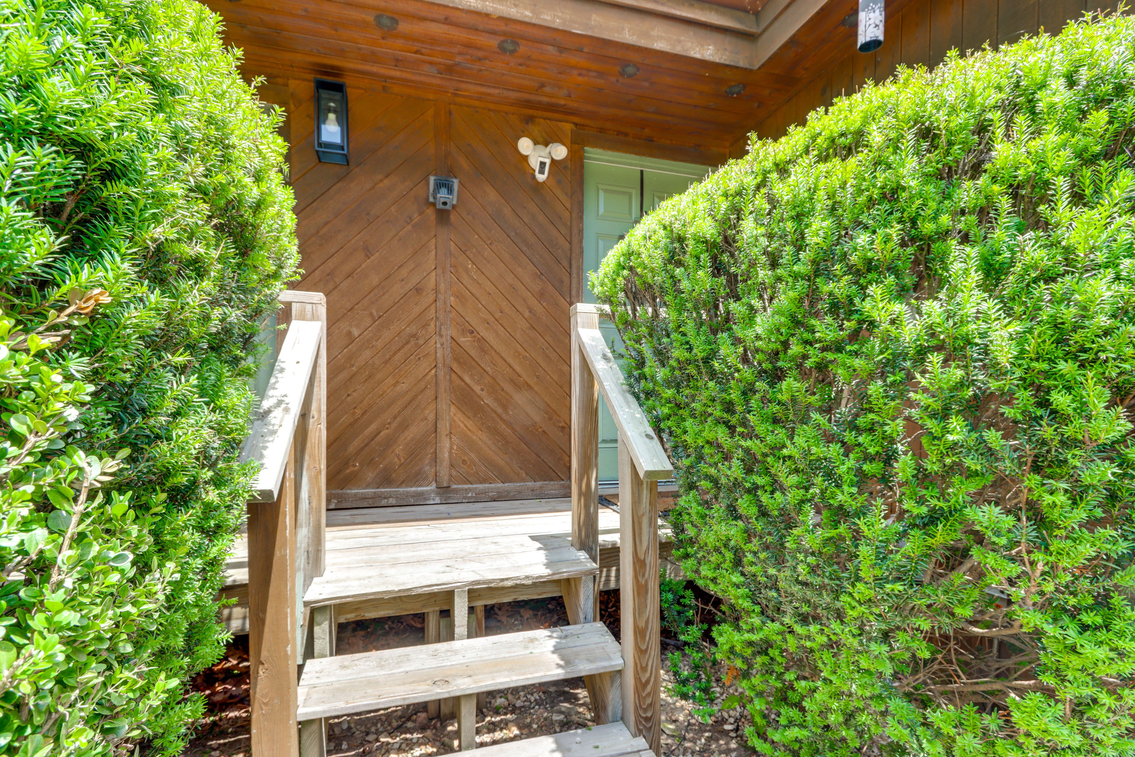 Private Entrance