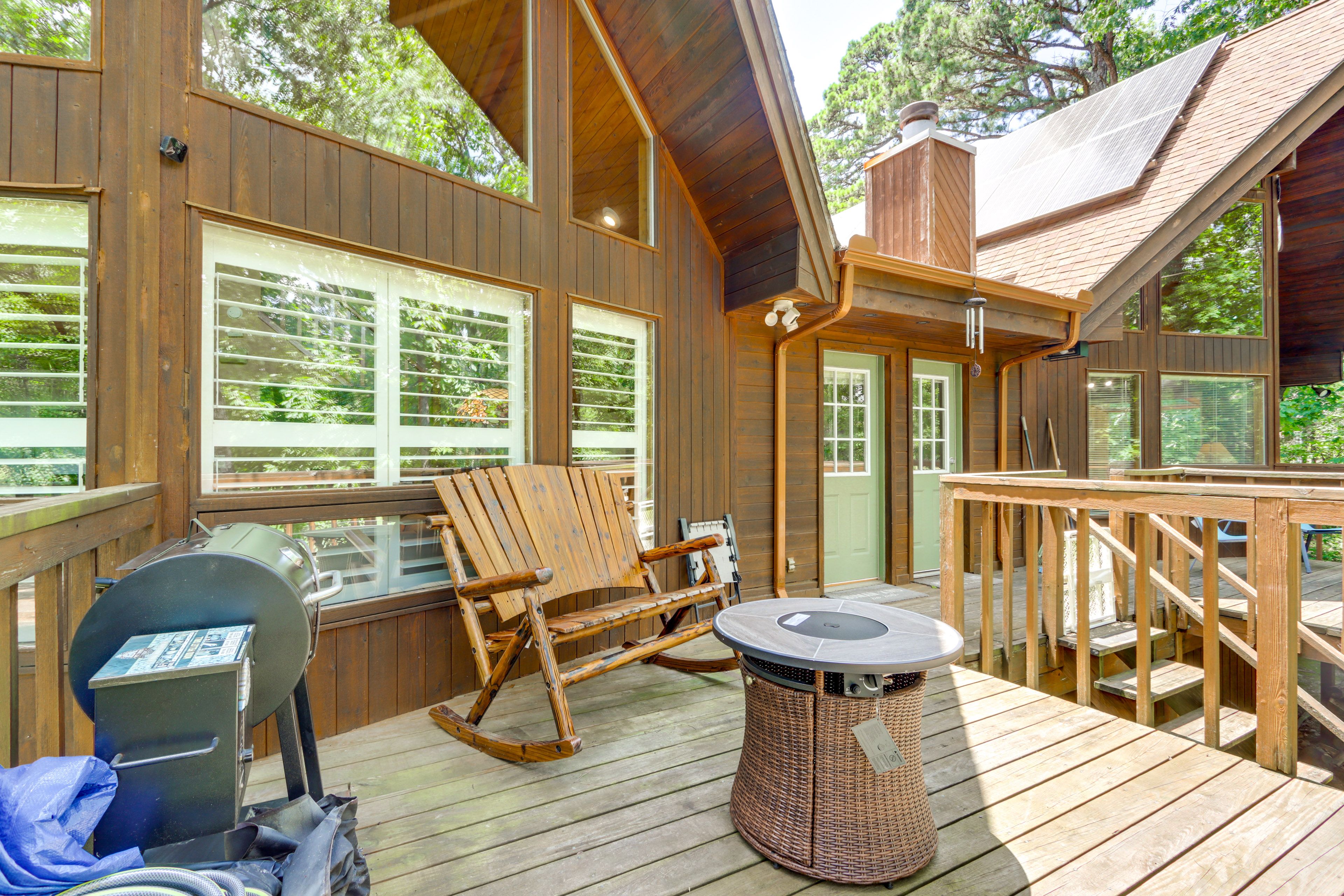 Lower Deck | Access via Living Room