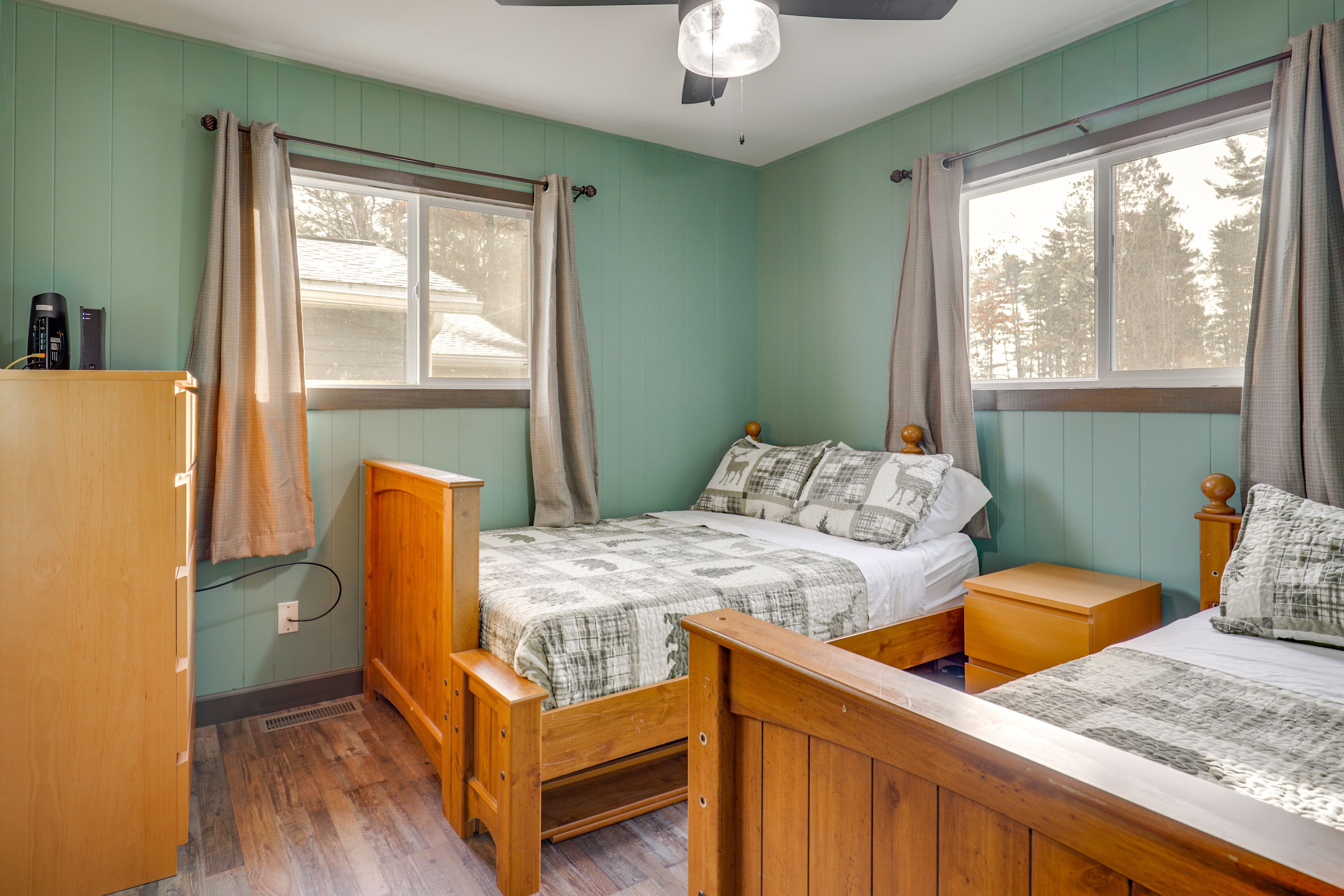 Bedroom 2 | Full Bed | Twin Bed