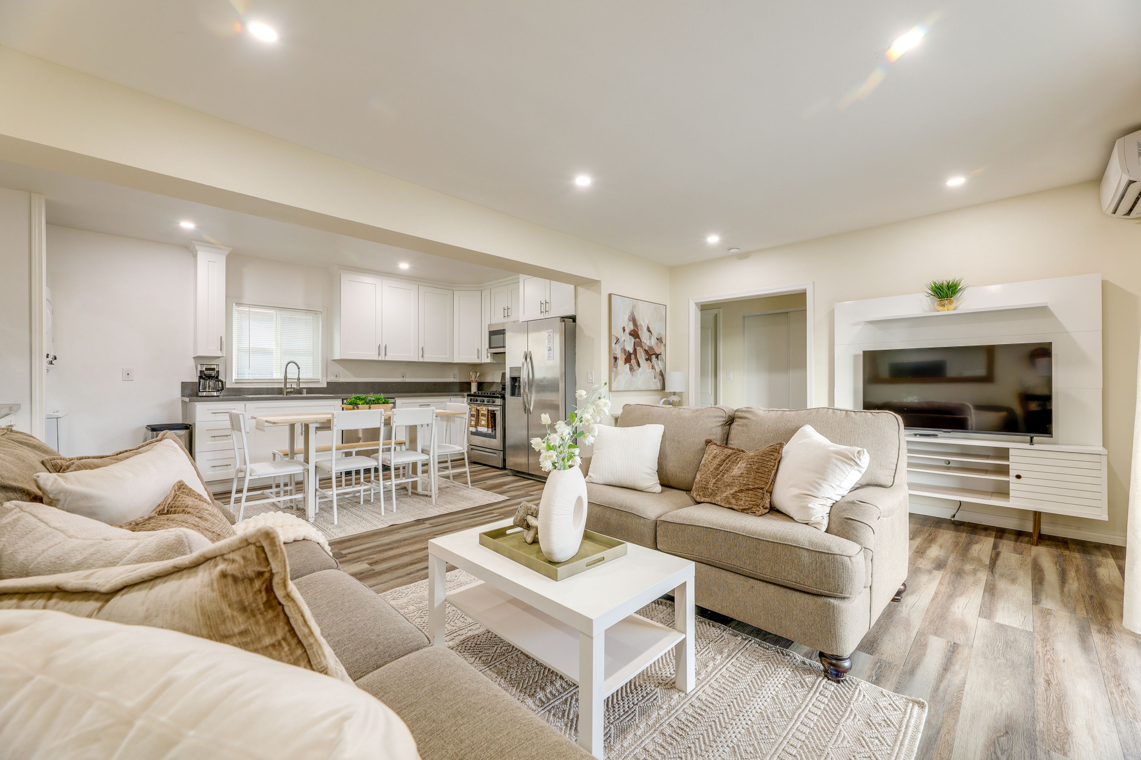 Los Angeles Vacation Rental | 2BR | 1BA | 1,000 Sq Ft | Stairs Required