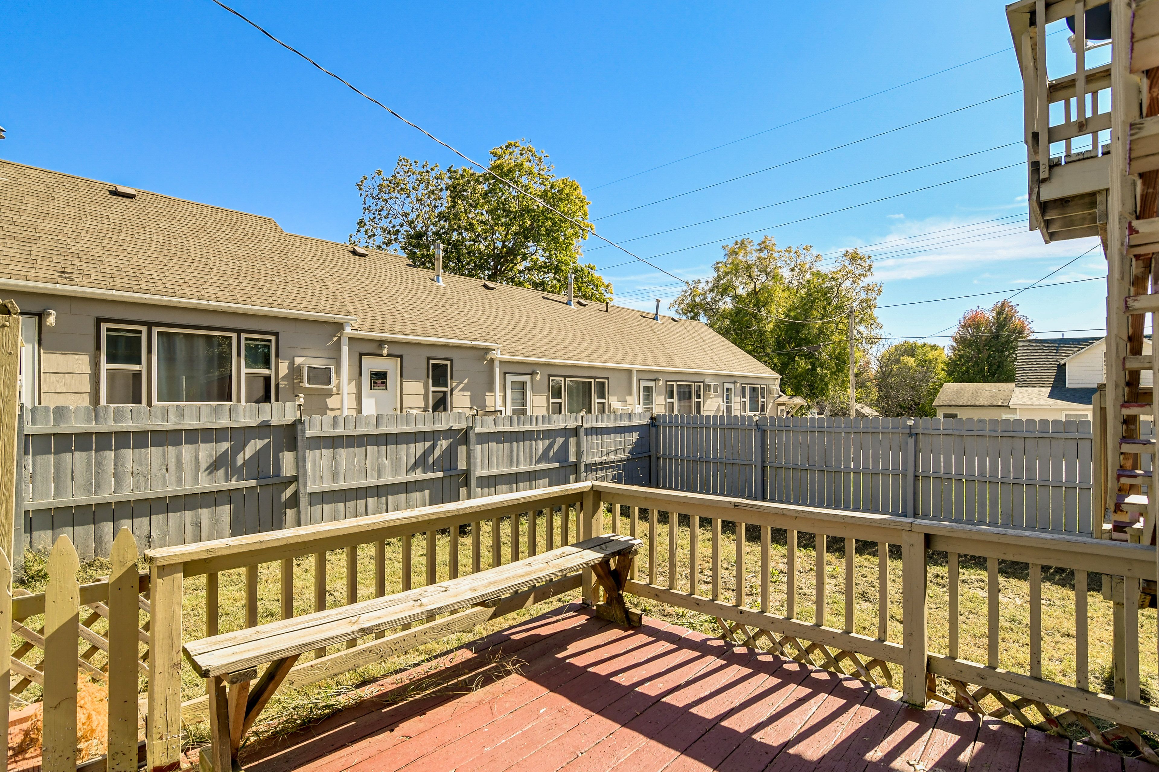 Backyard | Private Deck