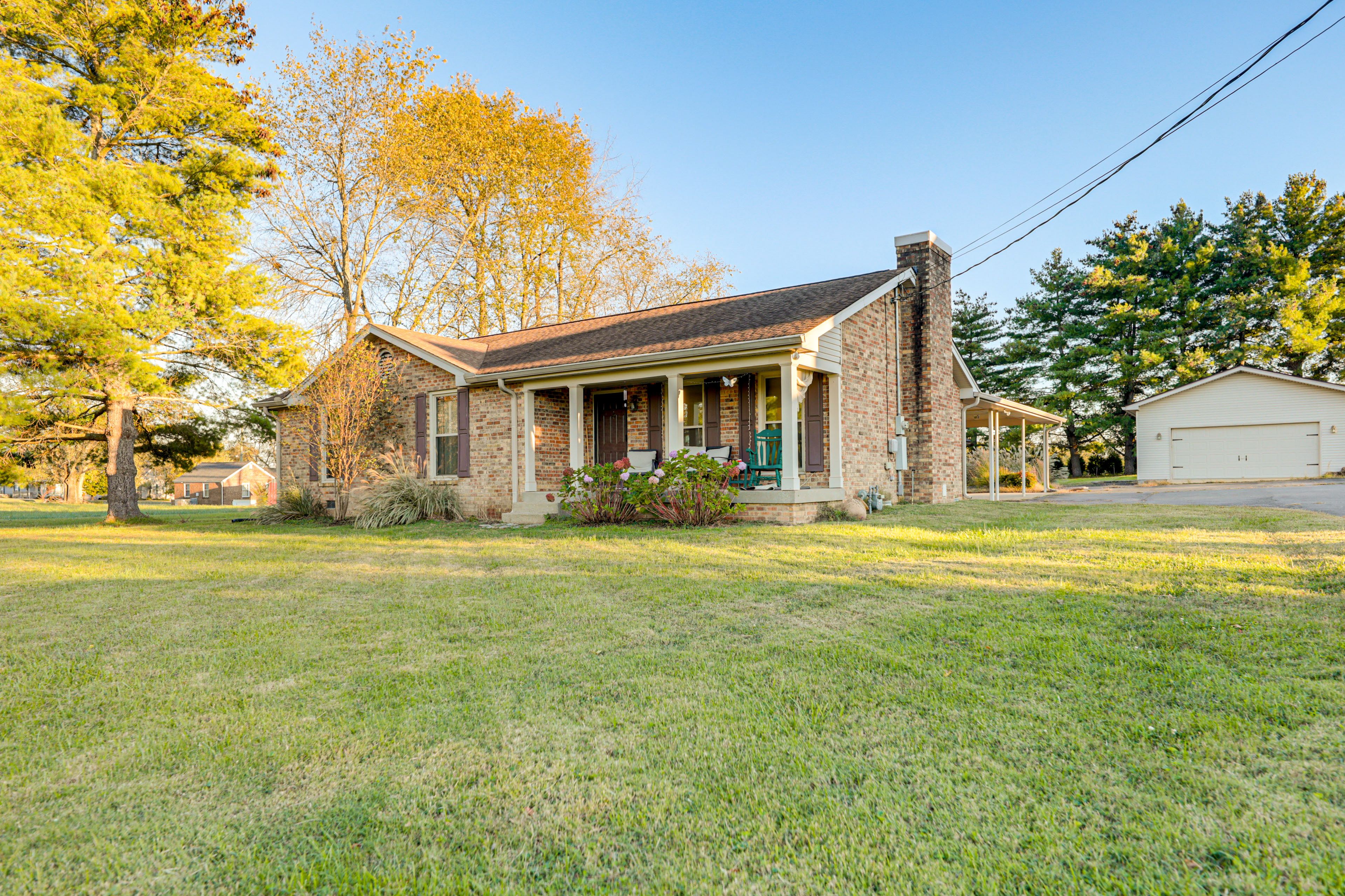 Madison Vacation Rental | 3BR | 2BA | 1,850 Sq Ft | 3 Steps to Enter