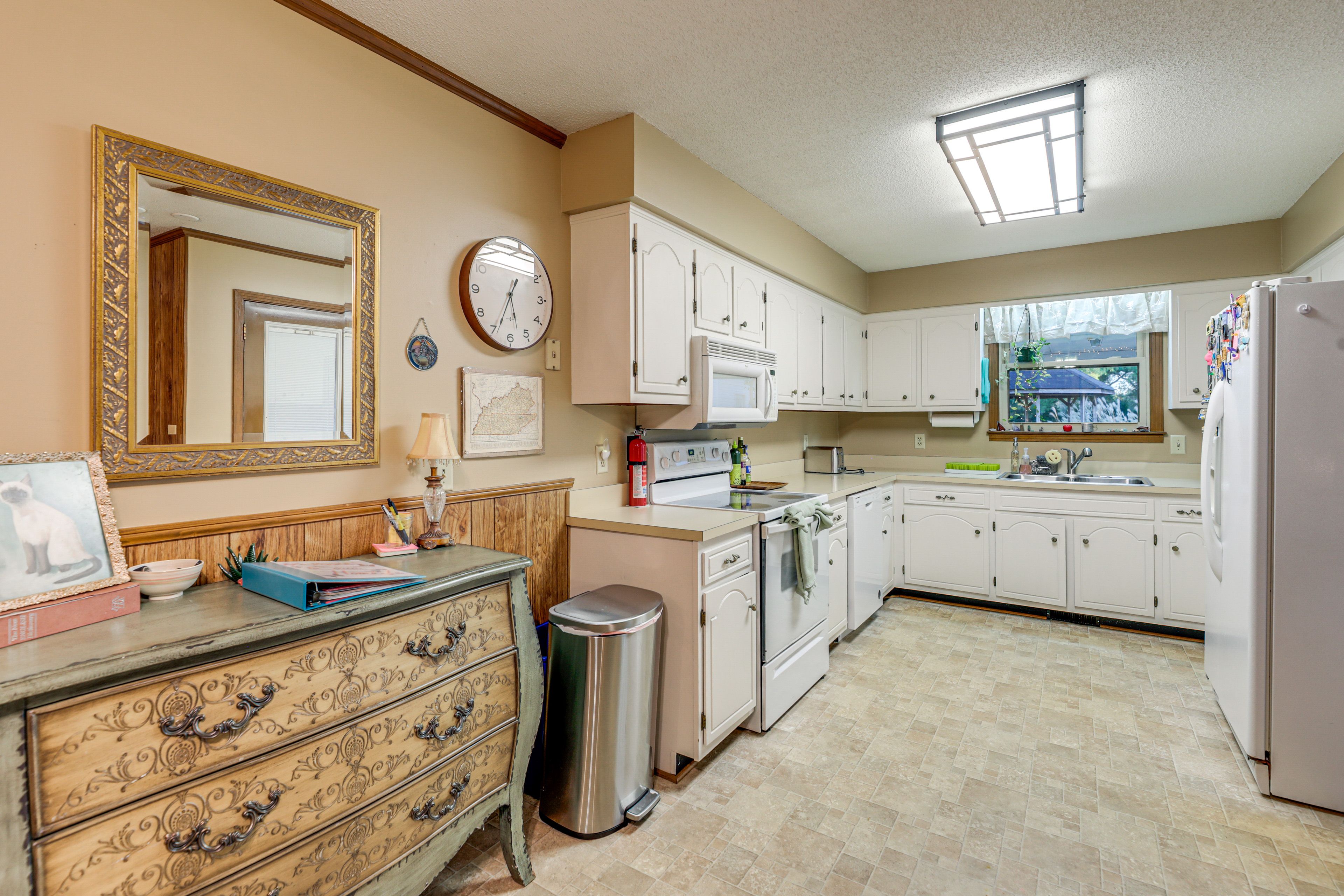 Kitchen | Central A/C & Heating