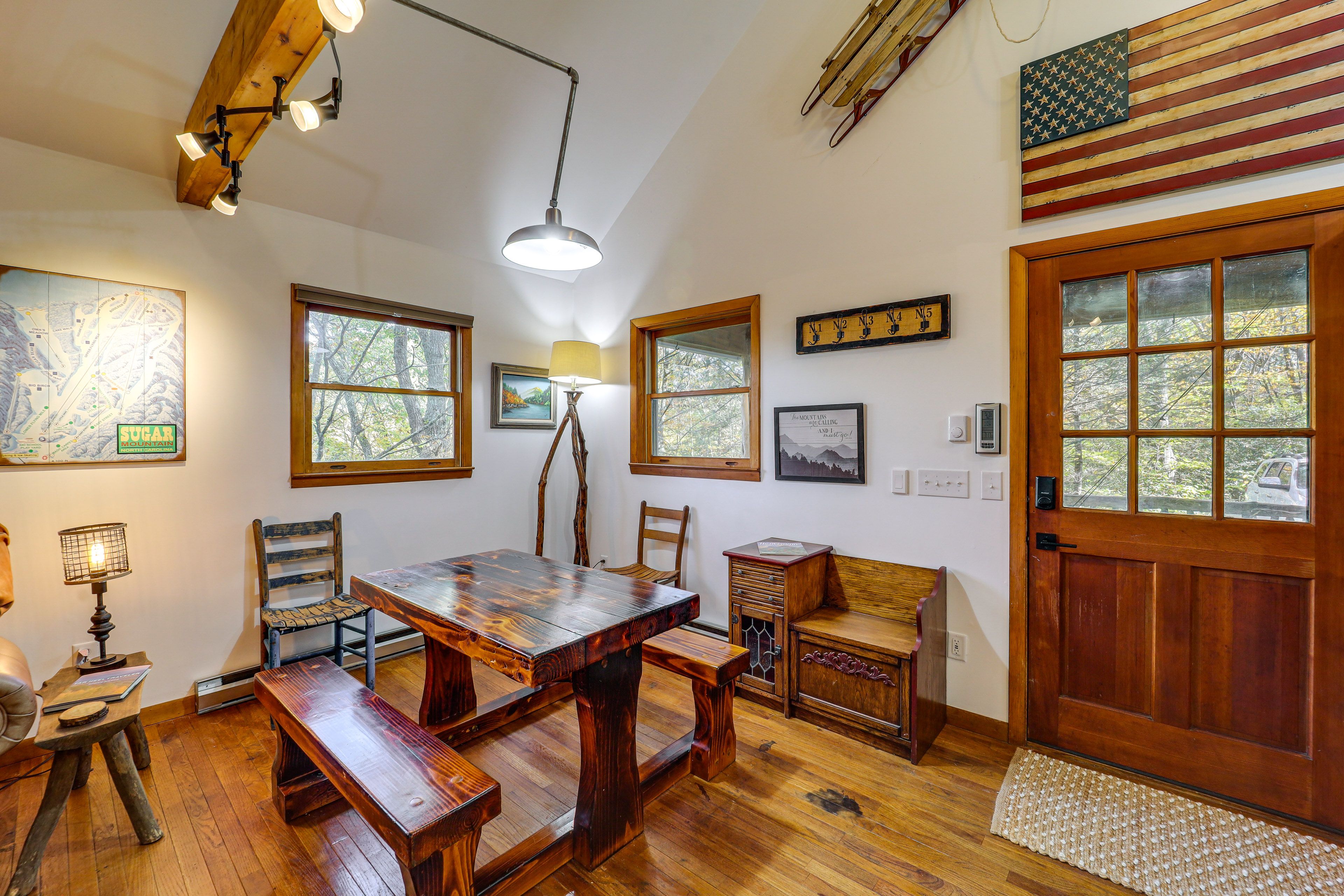 Dining Area | 1st Floor