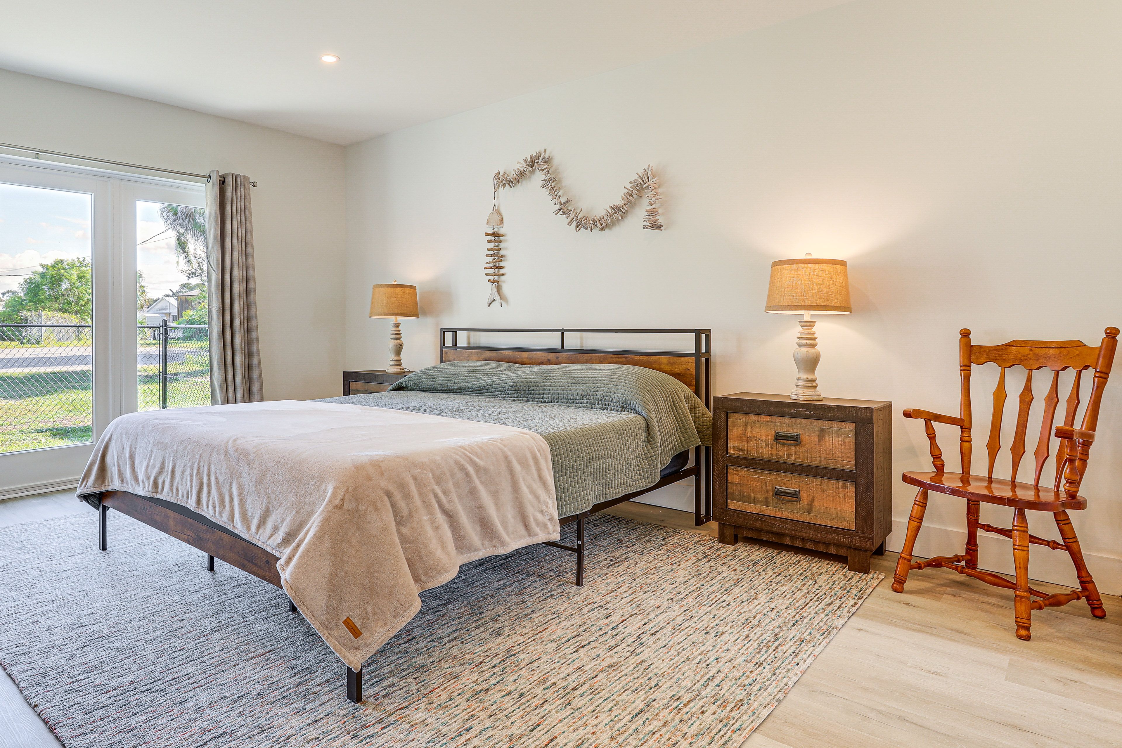 Bedroom 1 | King Bed | Linens Provided | En-Suite Bathroom