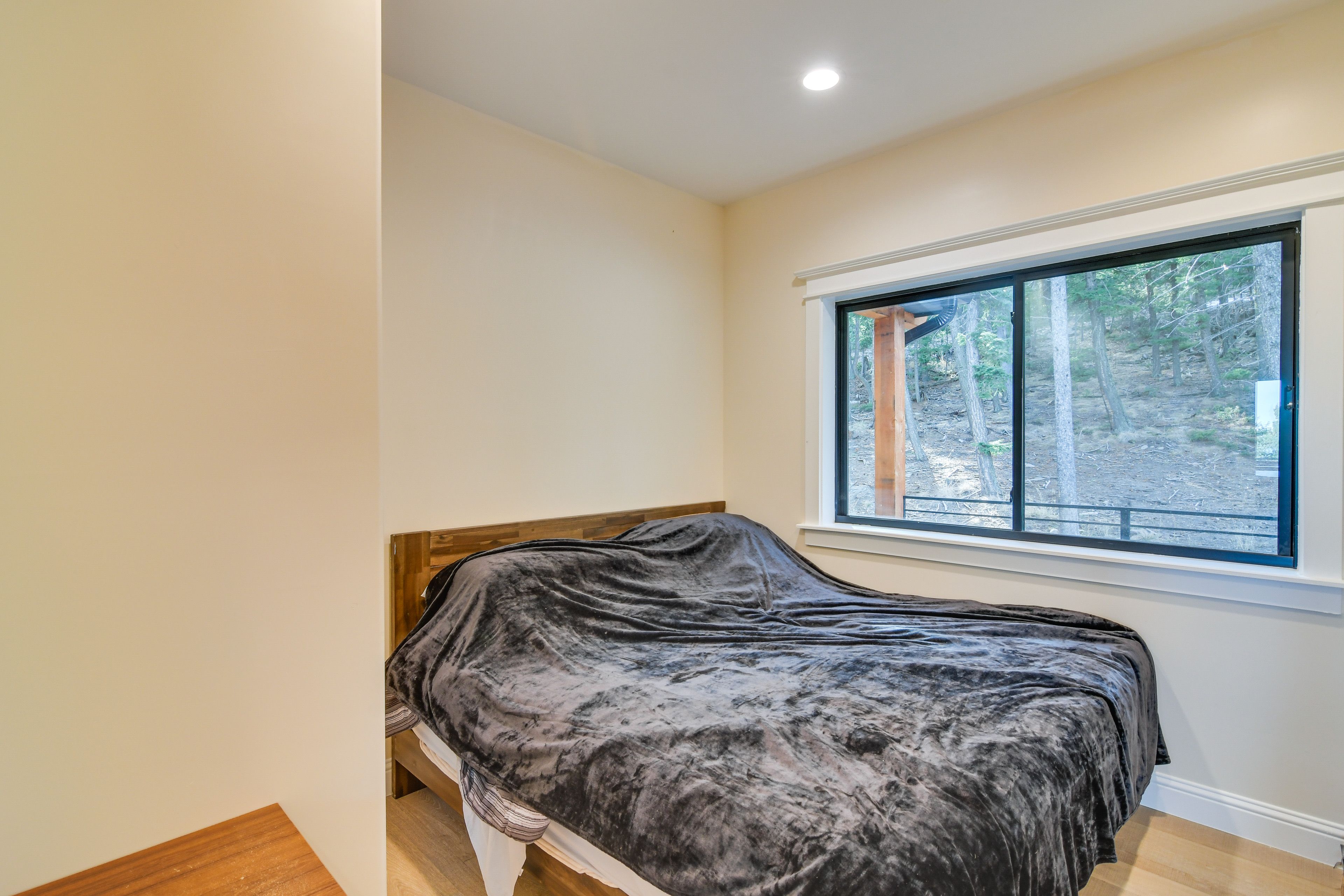 Bedroom 5 | King Bed | Lower Level