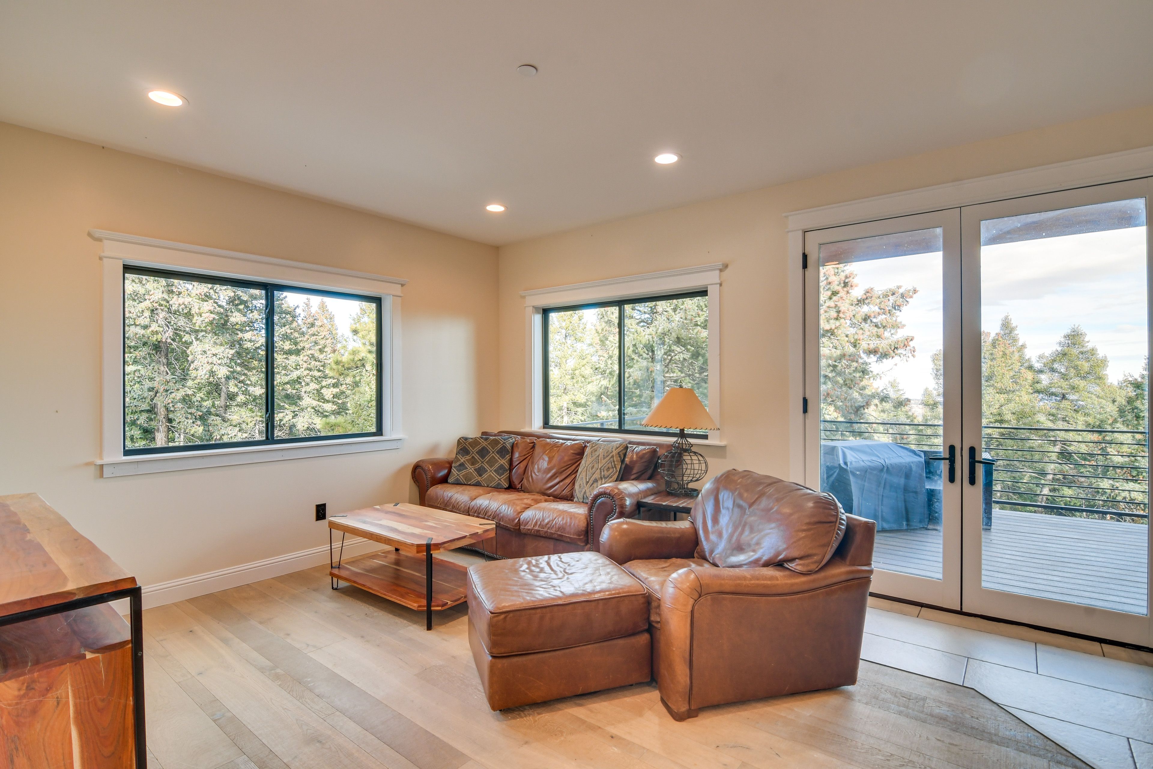 Family Room | Main Level