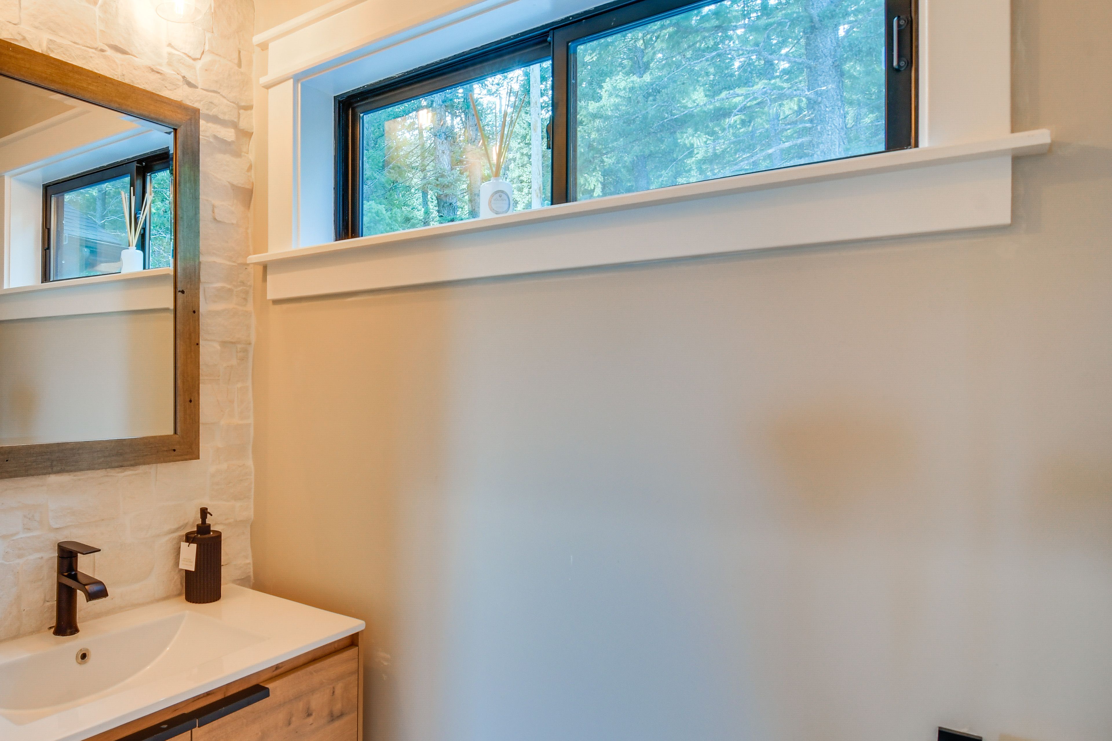 Half Bathroom | Main Level