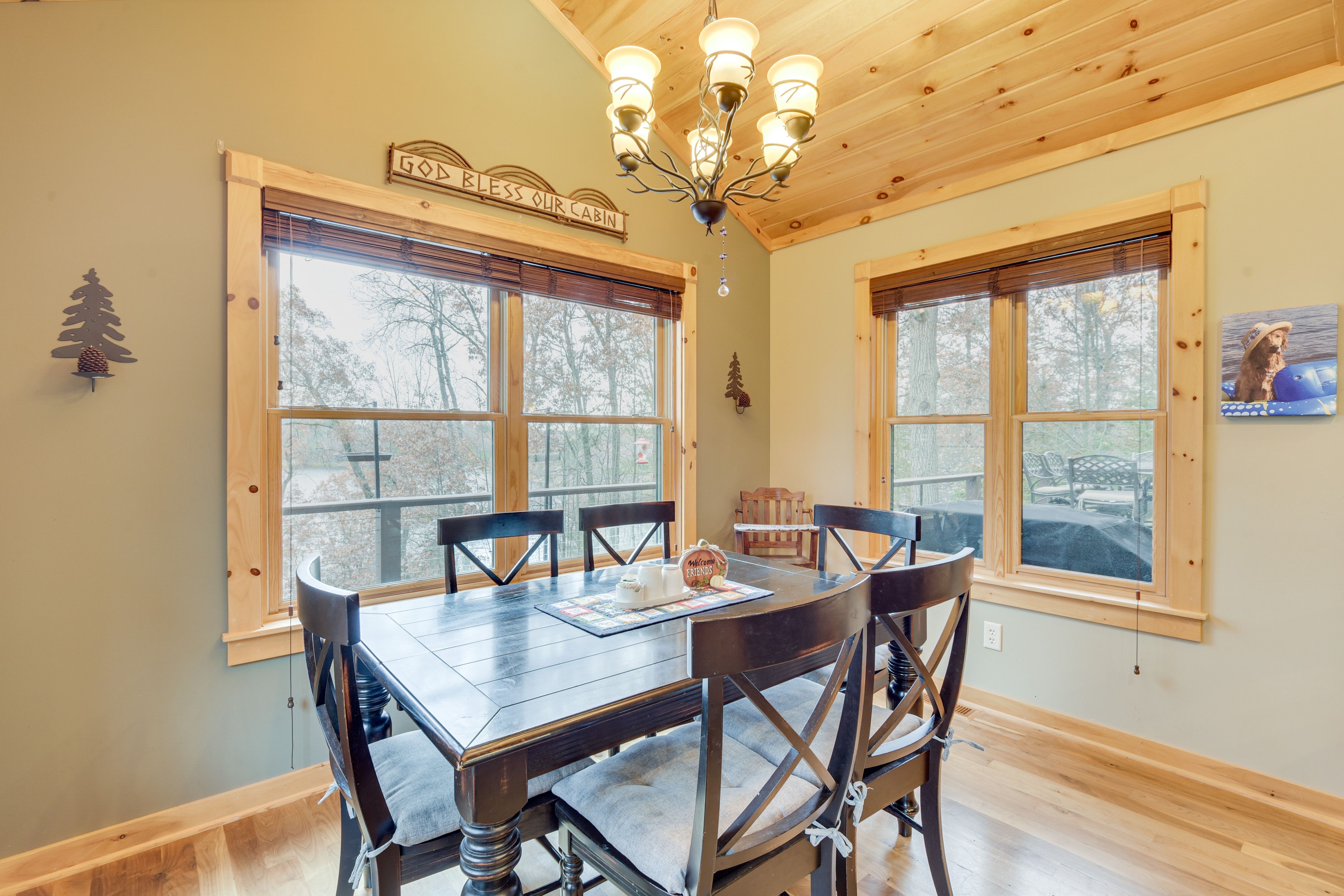 Dining Area | Dishware & Flatware | Main Level