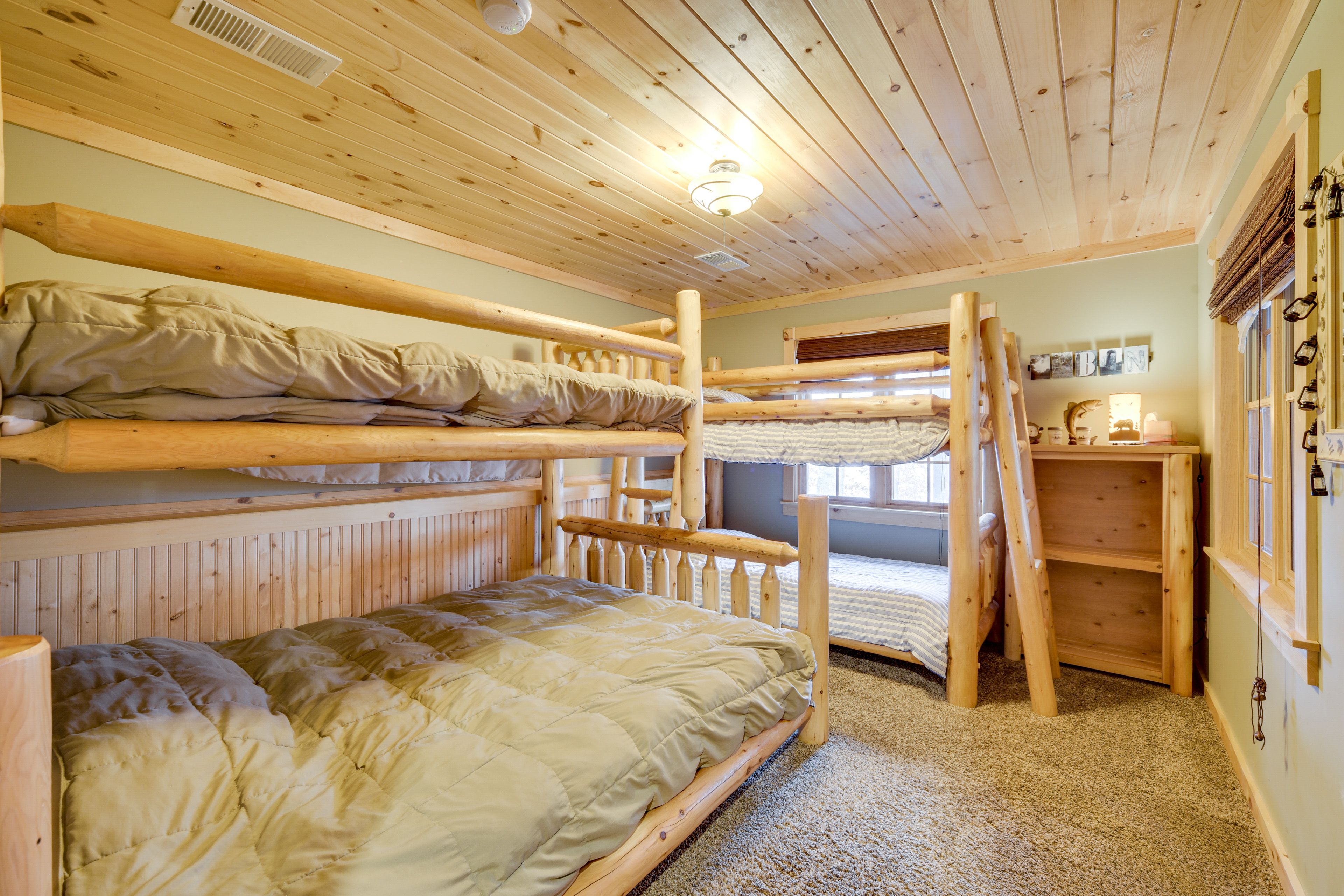 Bedroom 3 | Twin/Queen Bunk Bed | Twin Bunk Bed | Lower Level
