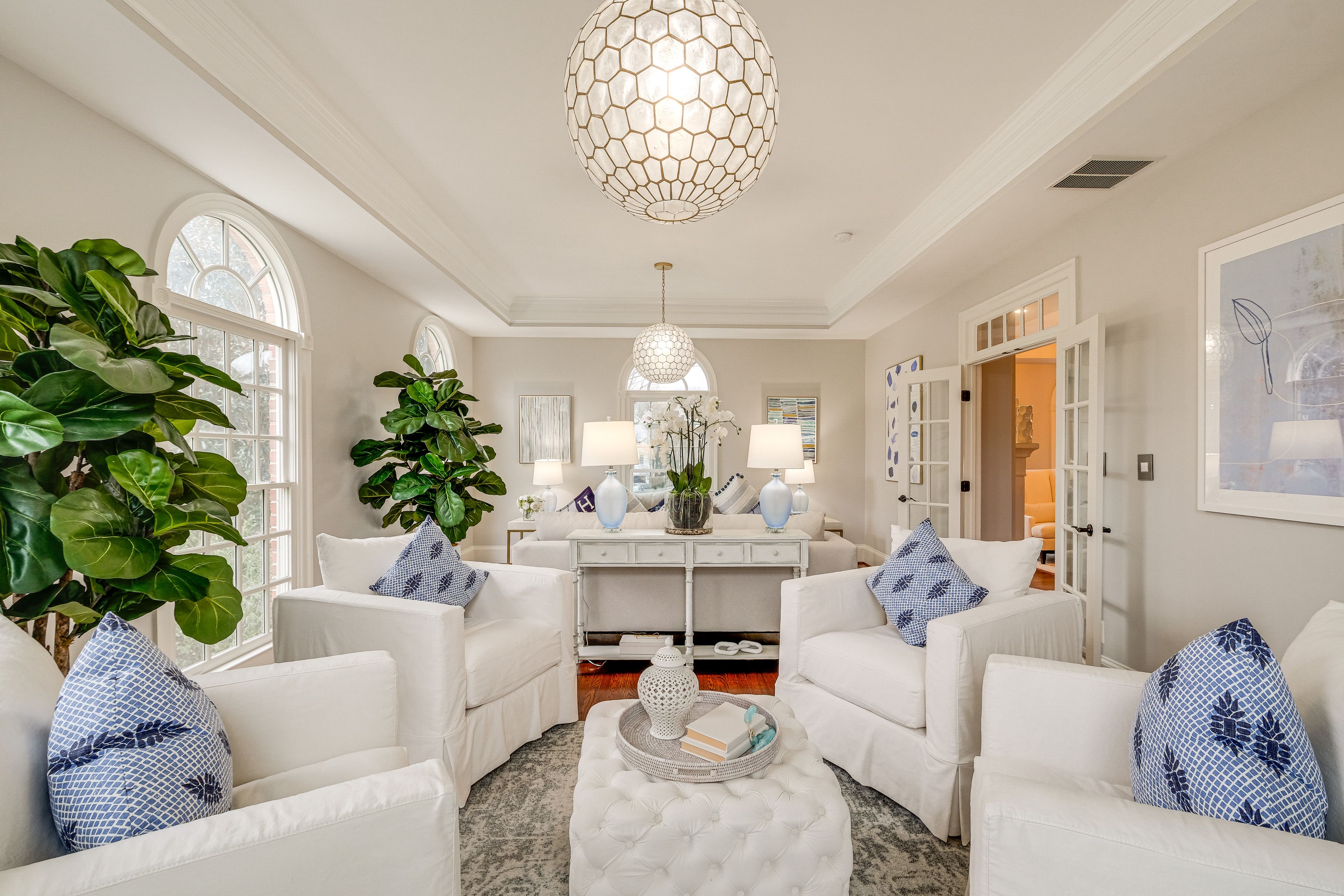 Sitting Room | 1st Floor