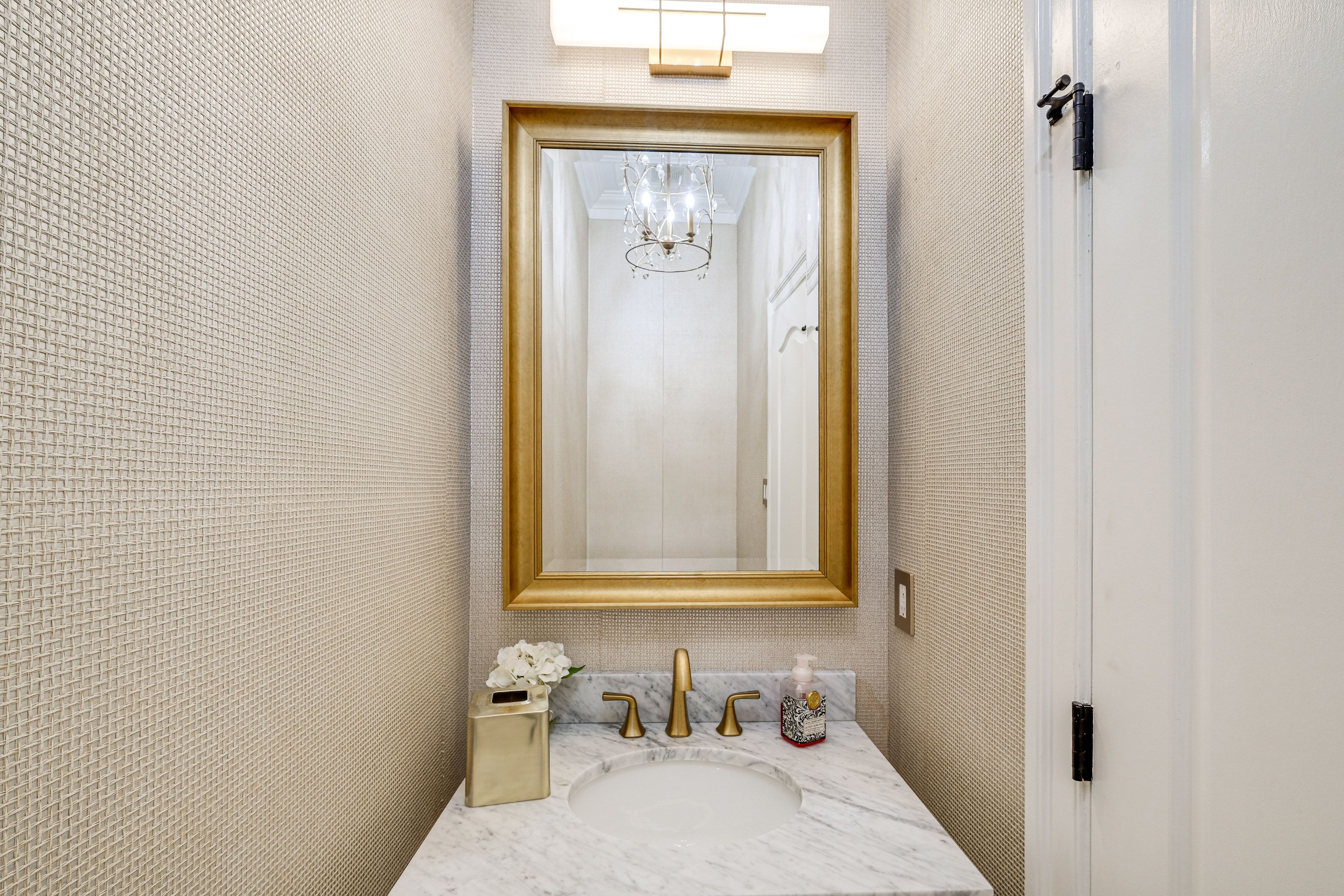 Half Bathroom | 1st Floor