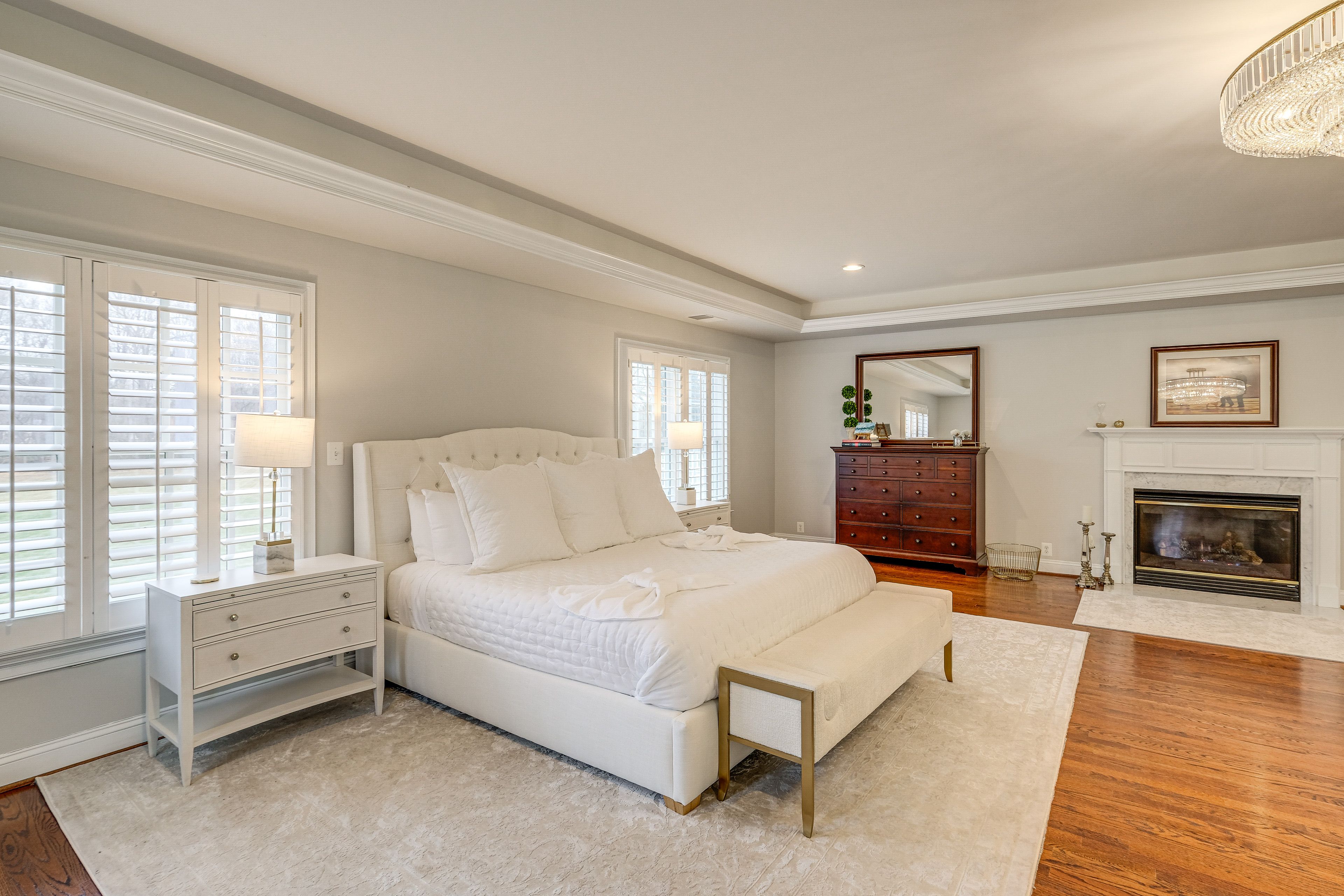 Bedroom 2 | King Bed | Fireplace | Sitting Area | 1st Floor