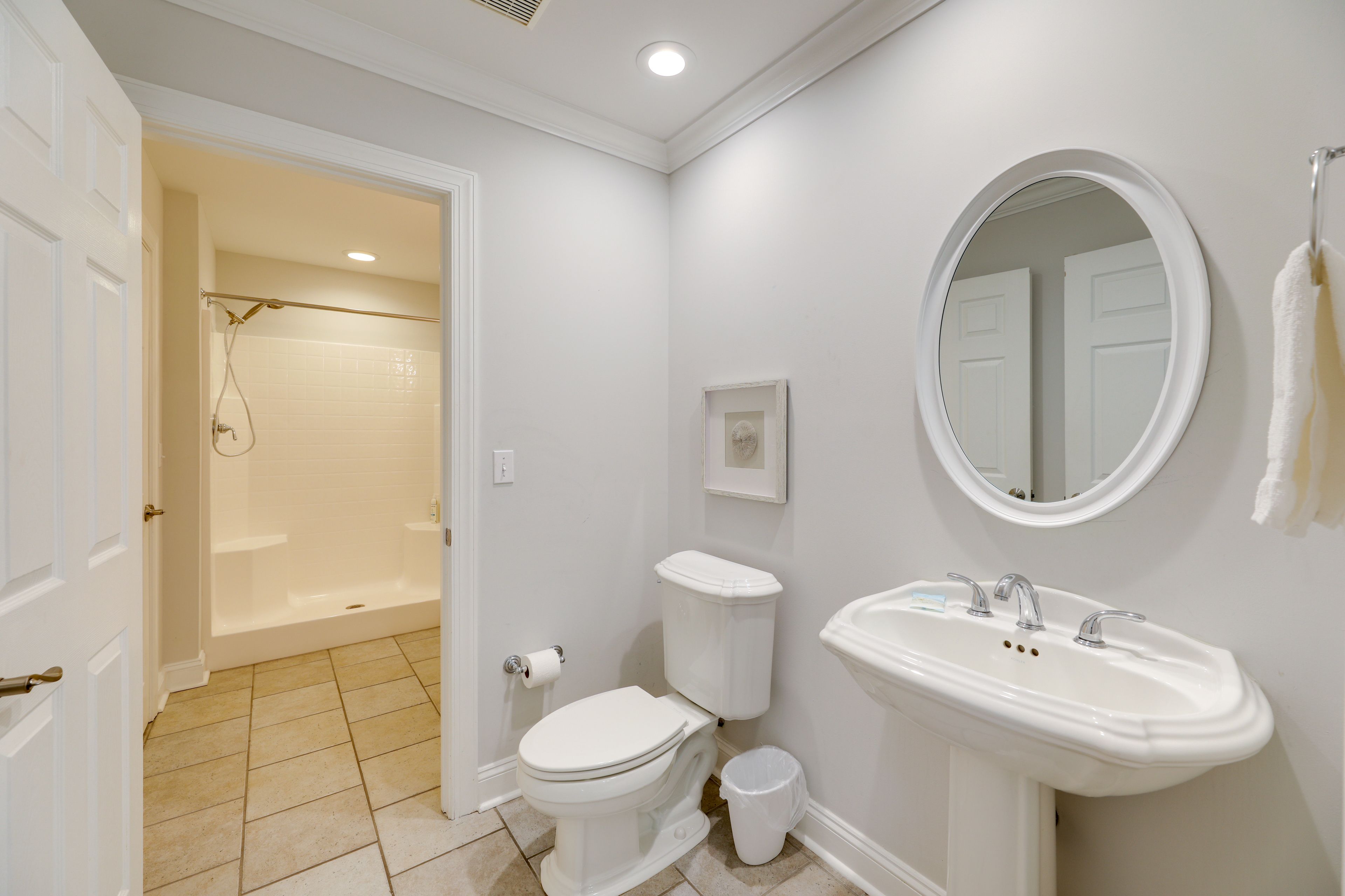 Full Bathroom | 1st Floor