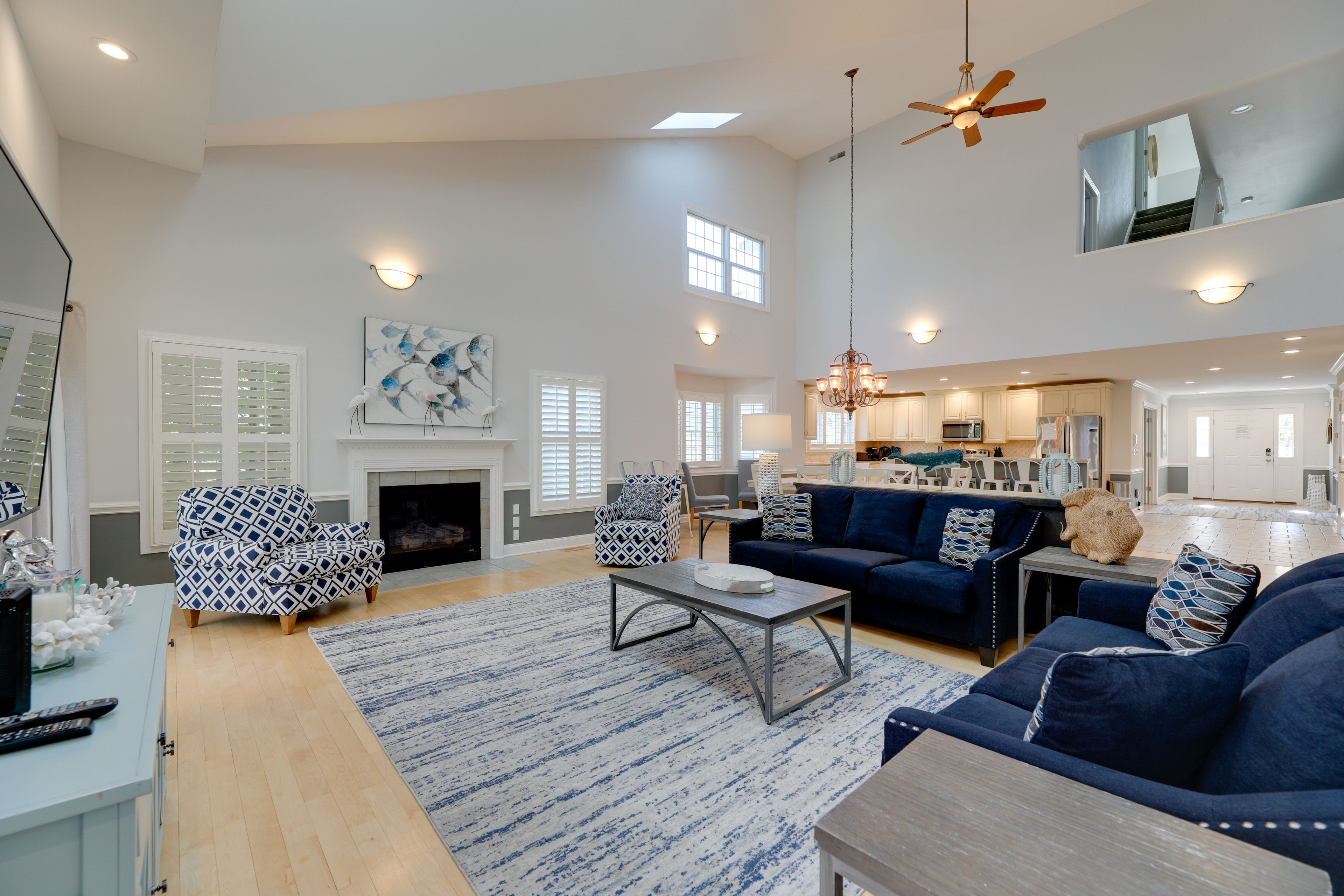 Living Room | 1st Floor | Smart TV