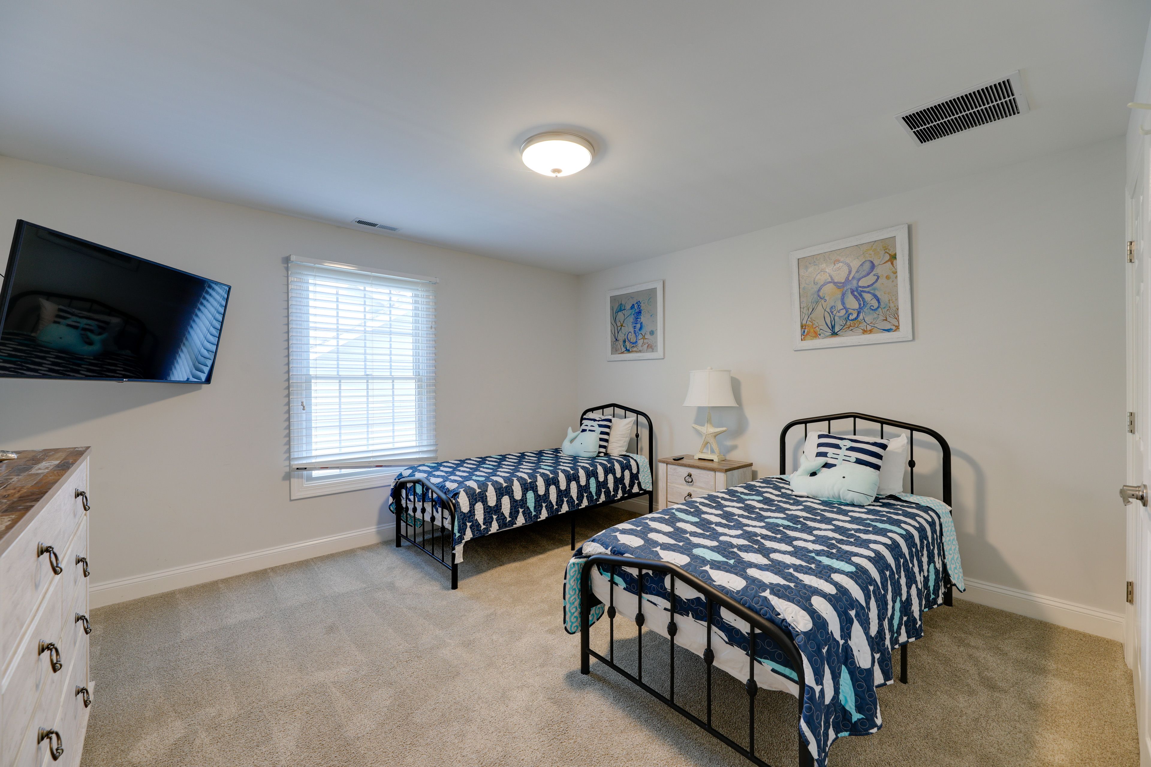 Bedroom 5 | 2 Twin Beds | 2nd Floor