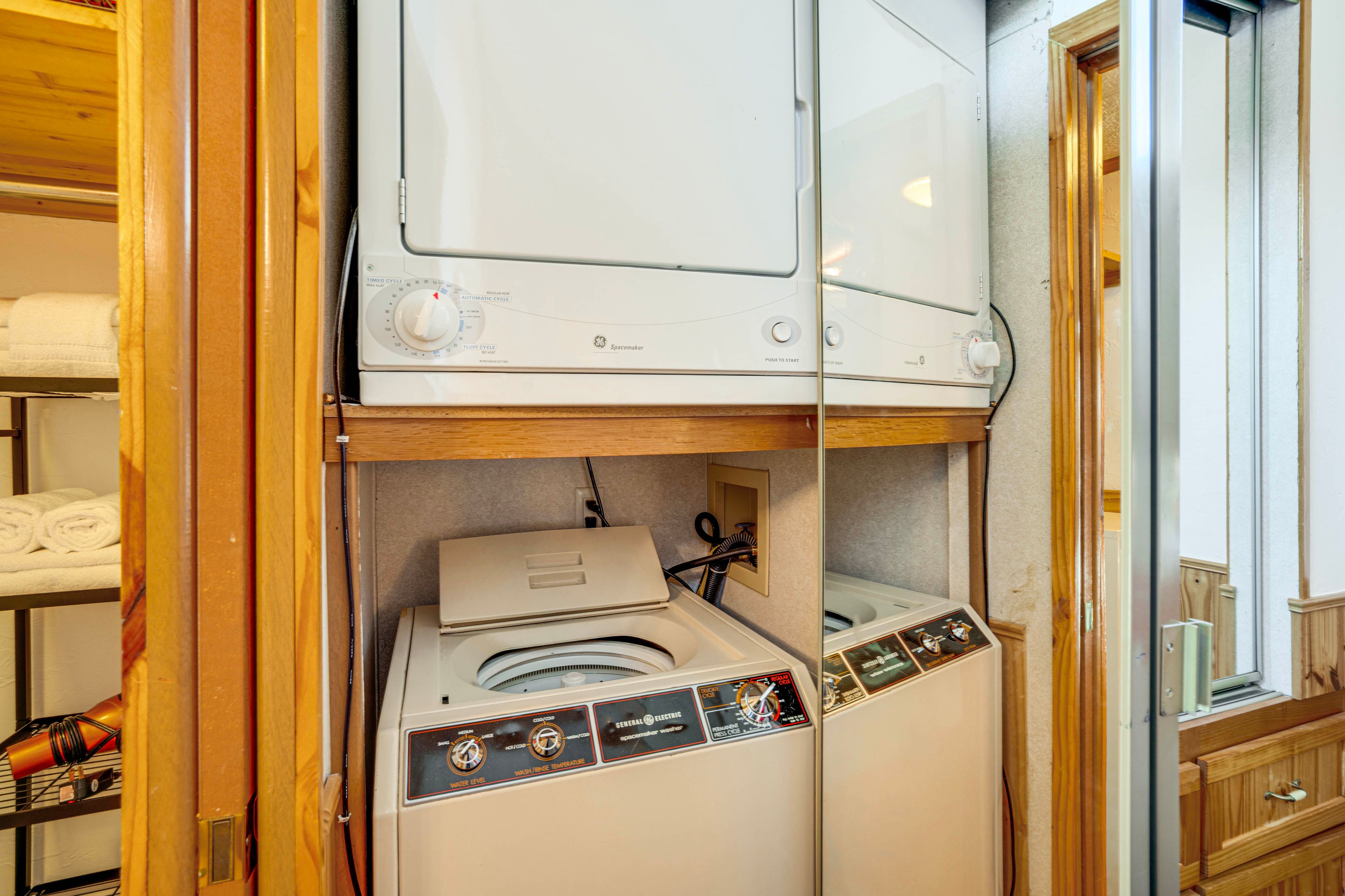 In-Unit Laundry | 1st Level