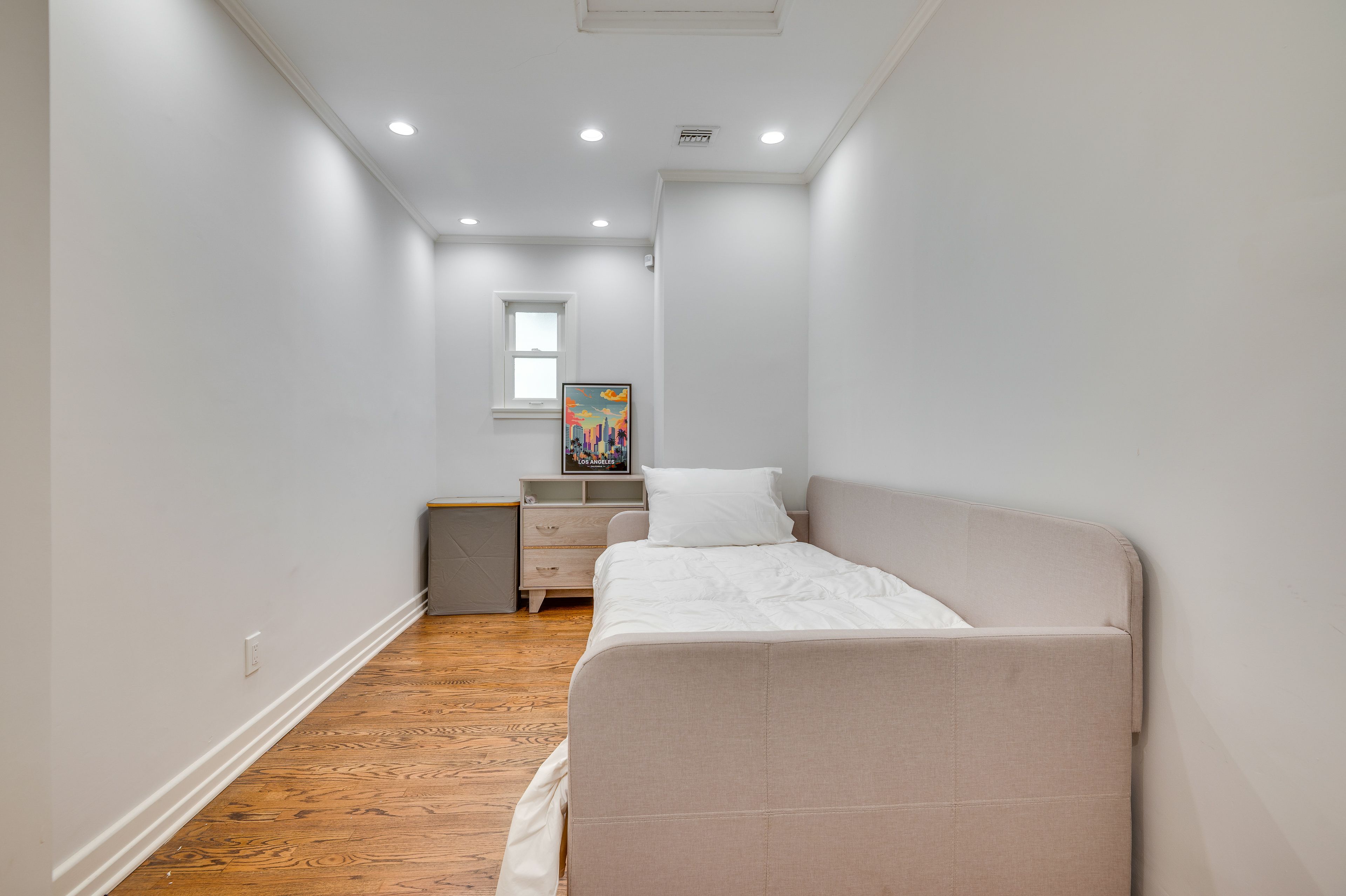 Bedroom 3 | Twin Daybed w/ Twin Trundle Bed