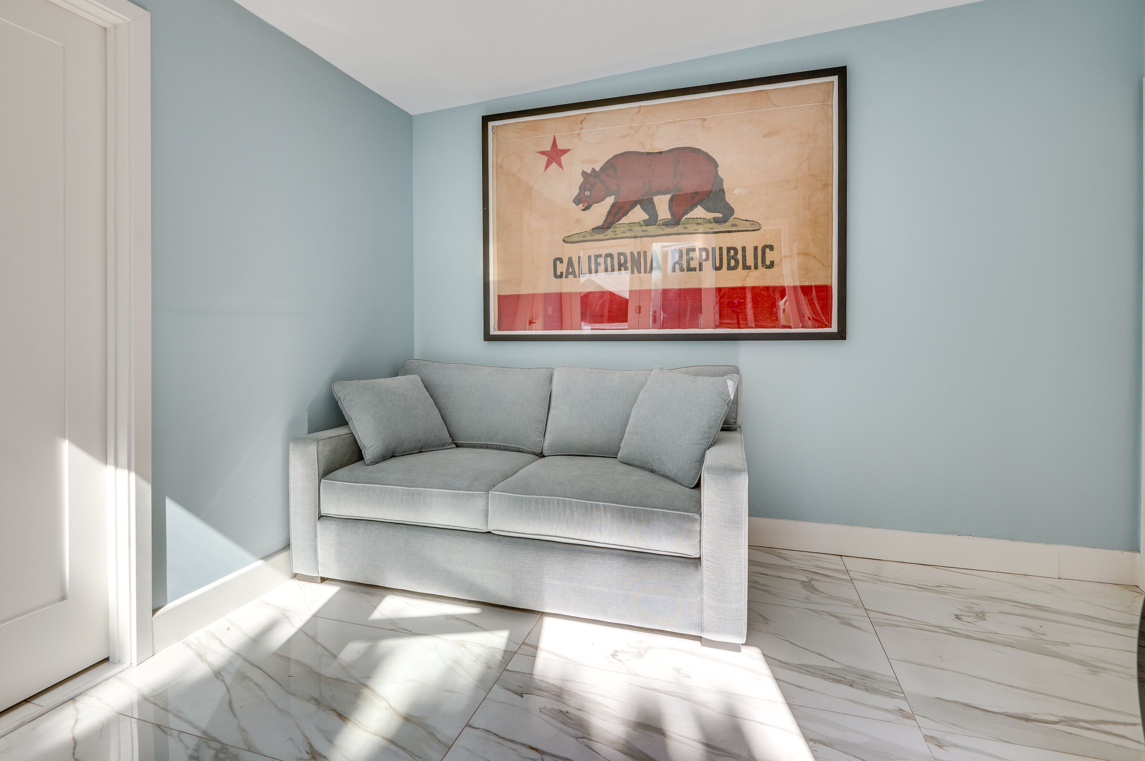 Detached Bonus Room | Queen Sleeper Sofa | Washer & Dryer