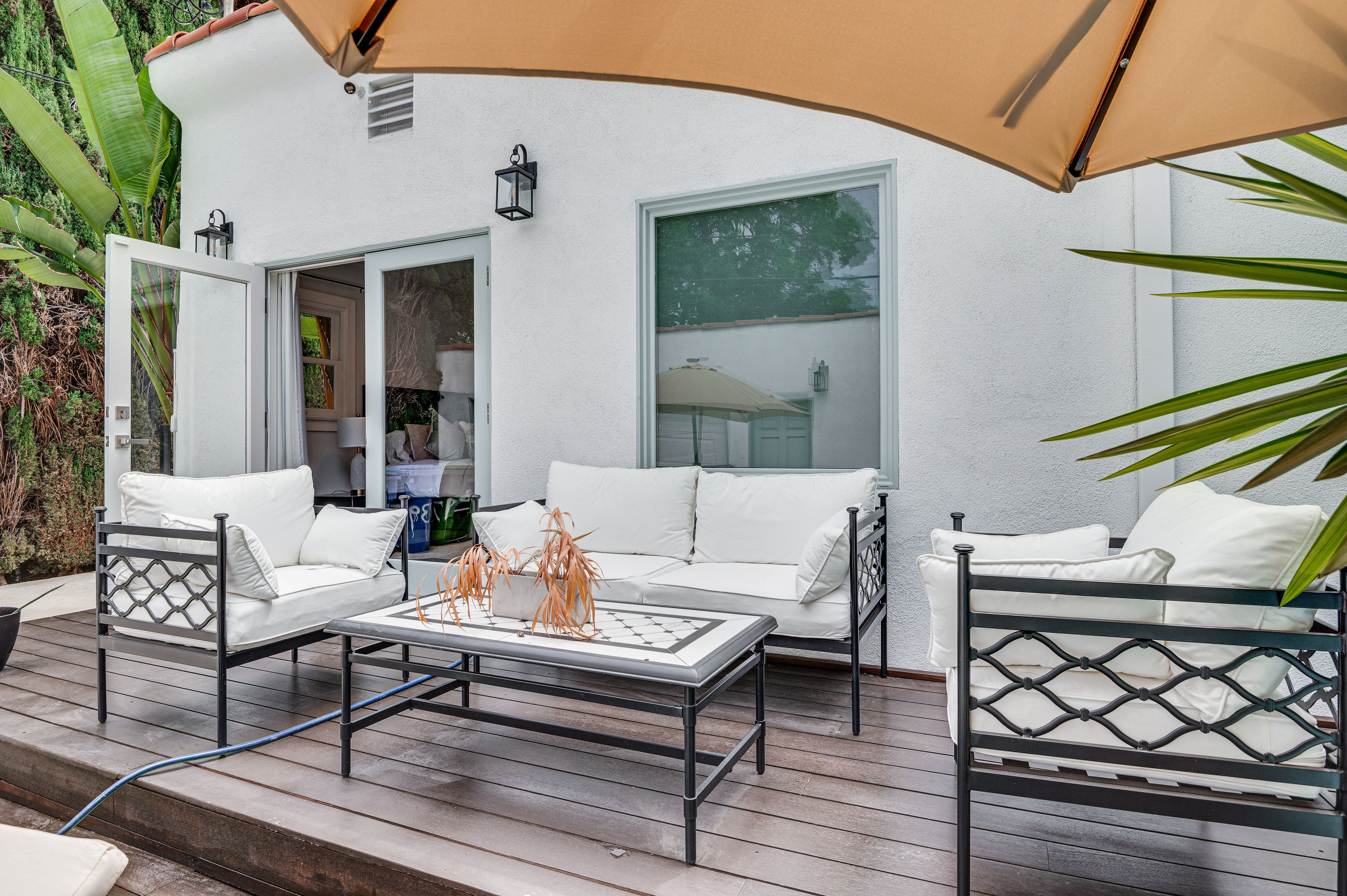 Furnished Deck | Lounge Seating
