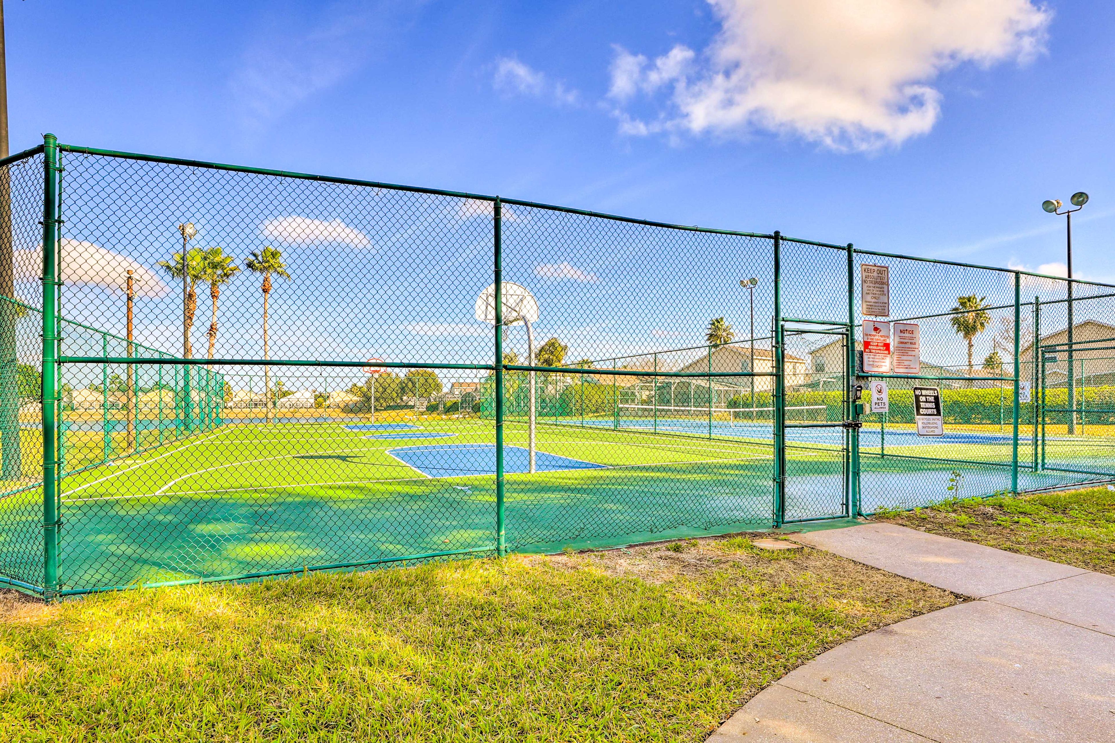 Hampton Lakes Neighborhood Amenities