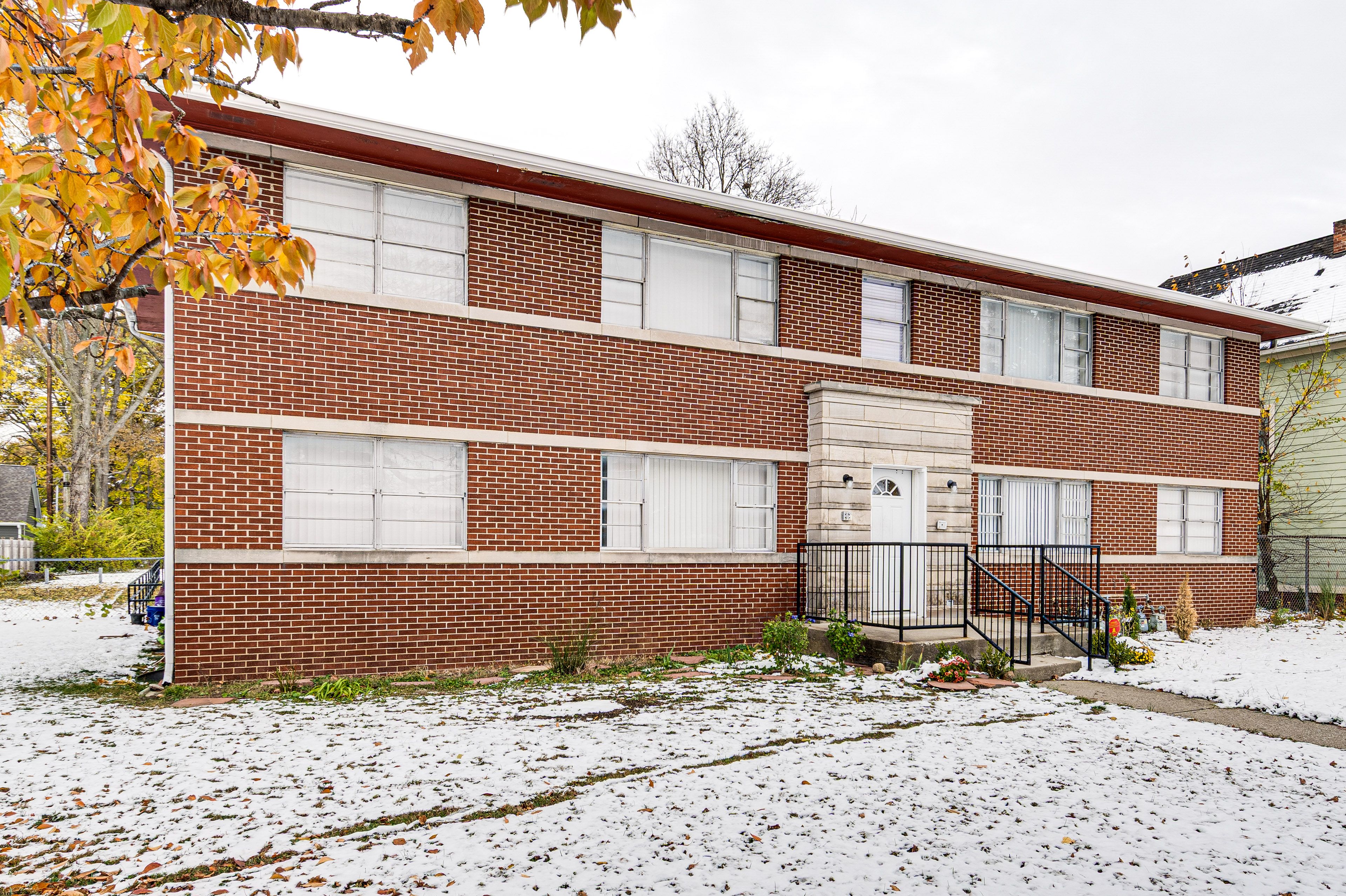 Property Exterior | 1st-Floor Unit | 2 Mi to Newfields