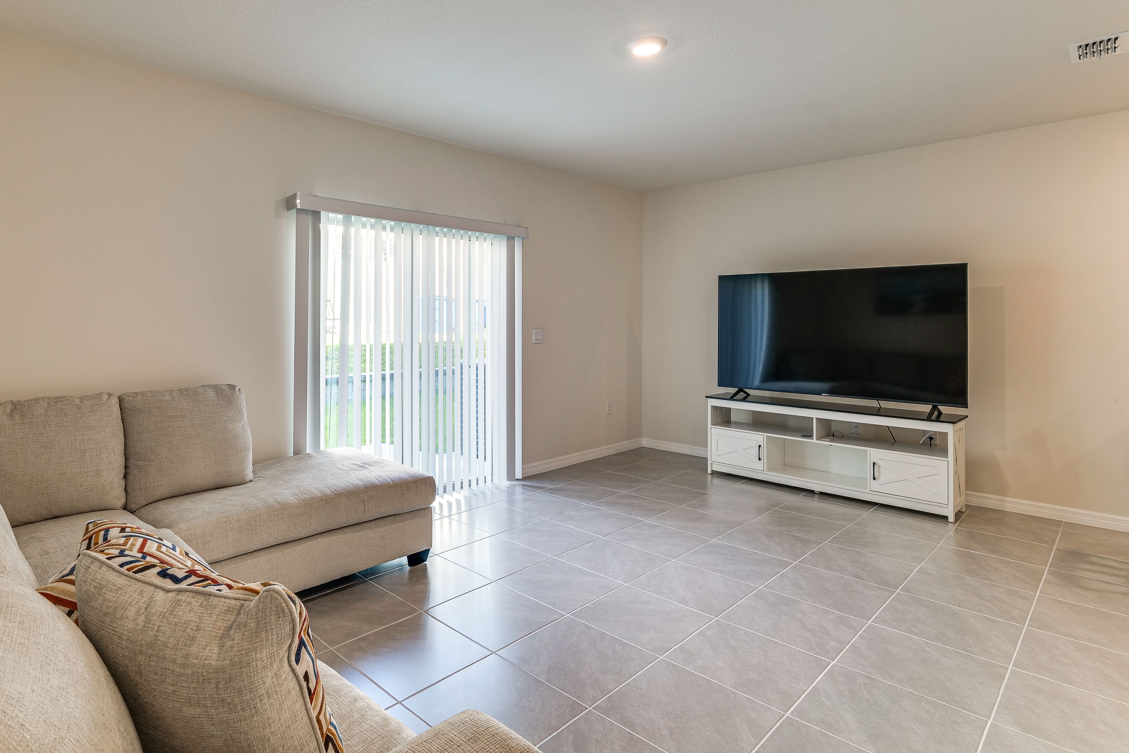 Living Room | 1st Floor