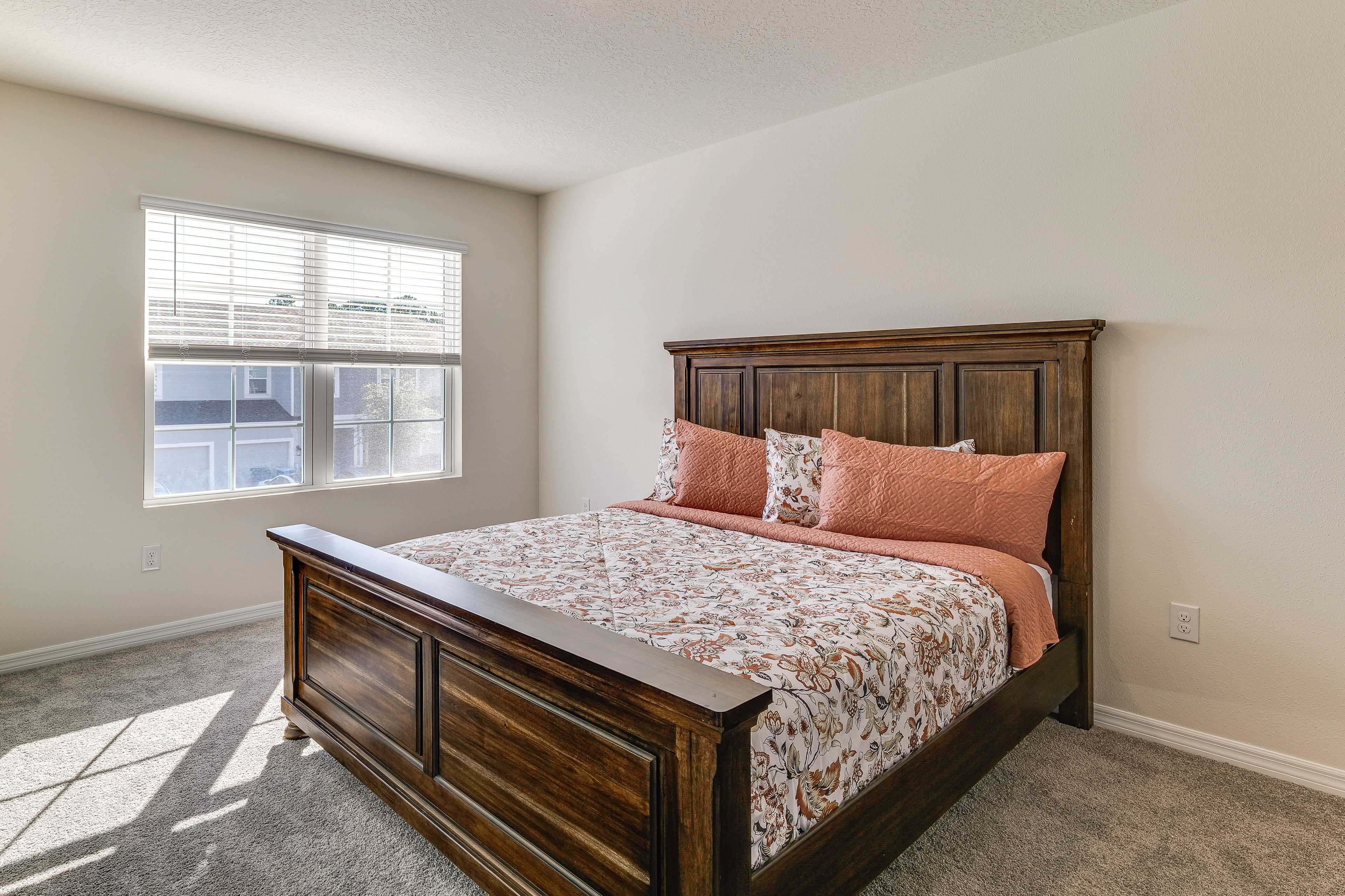 Bedroom 1 | 2nd Floor | King Bed