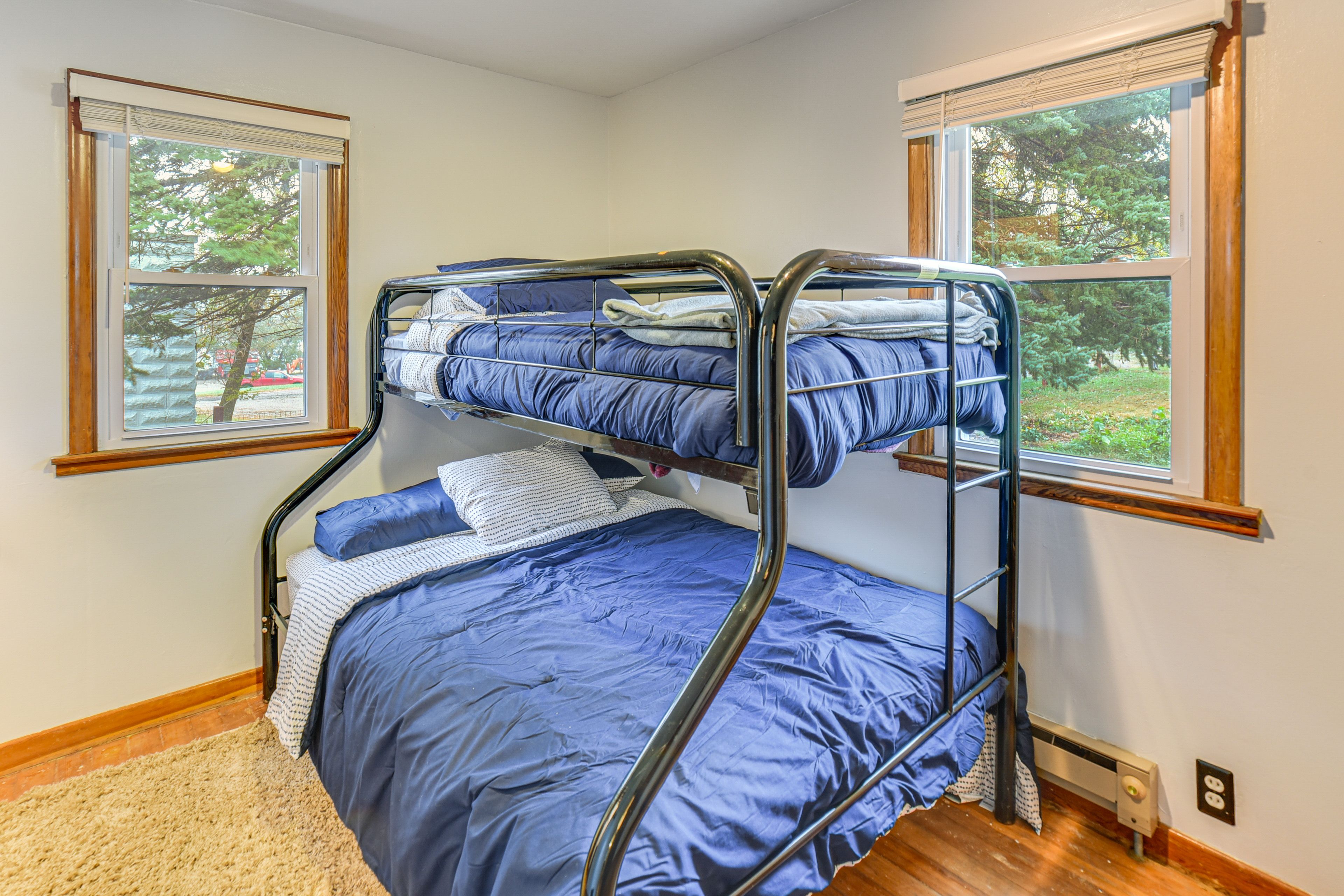 Bedroom 2 | Main Level | Bunk Bed (Twin/Full)