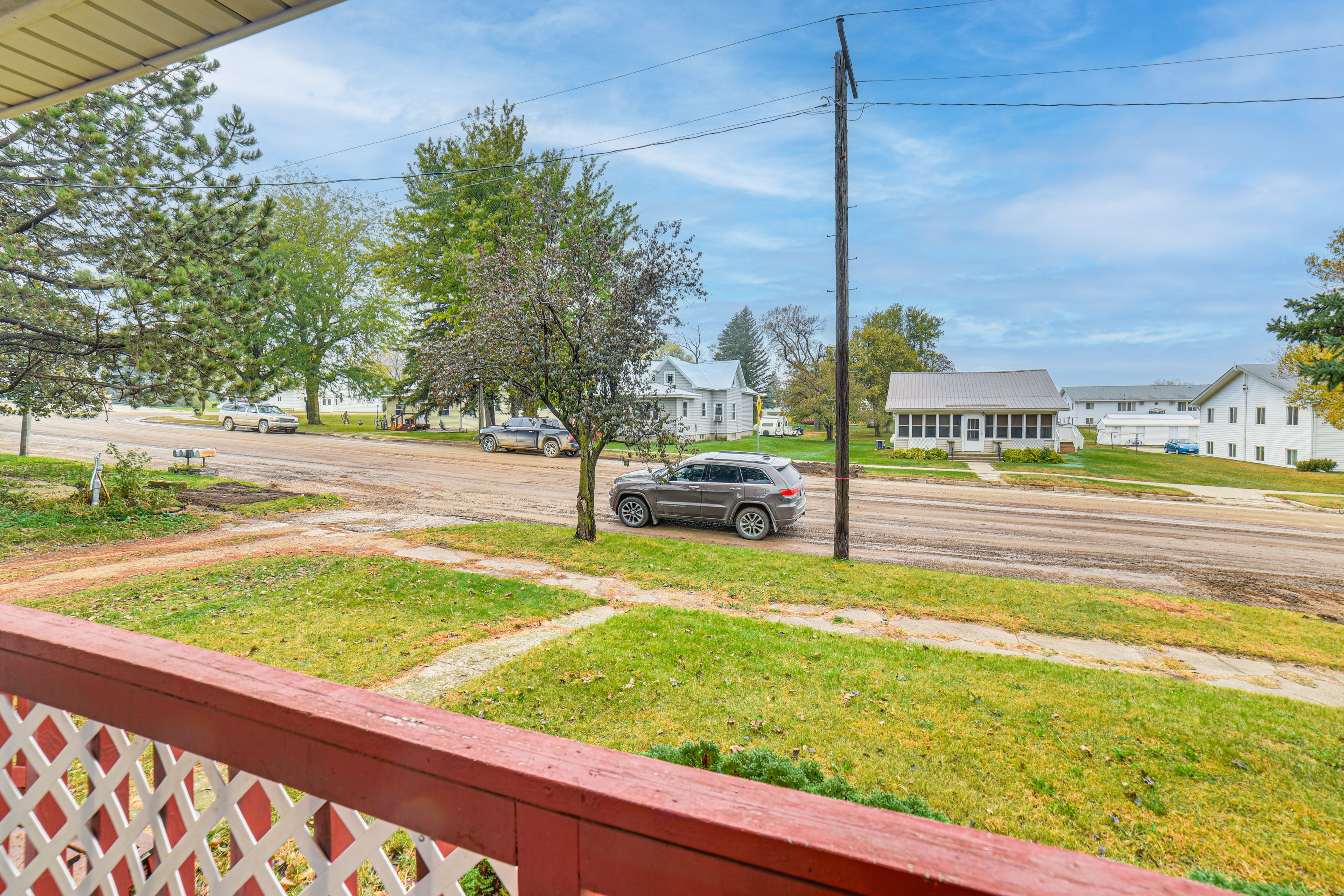 Deck | Surrounding Views