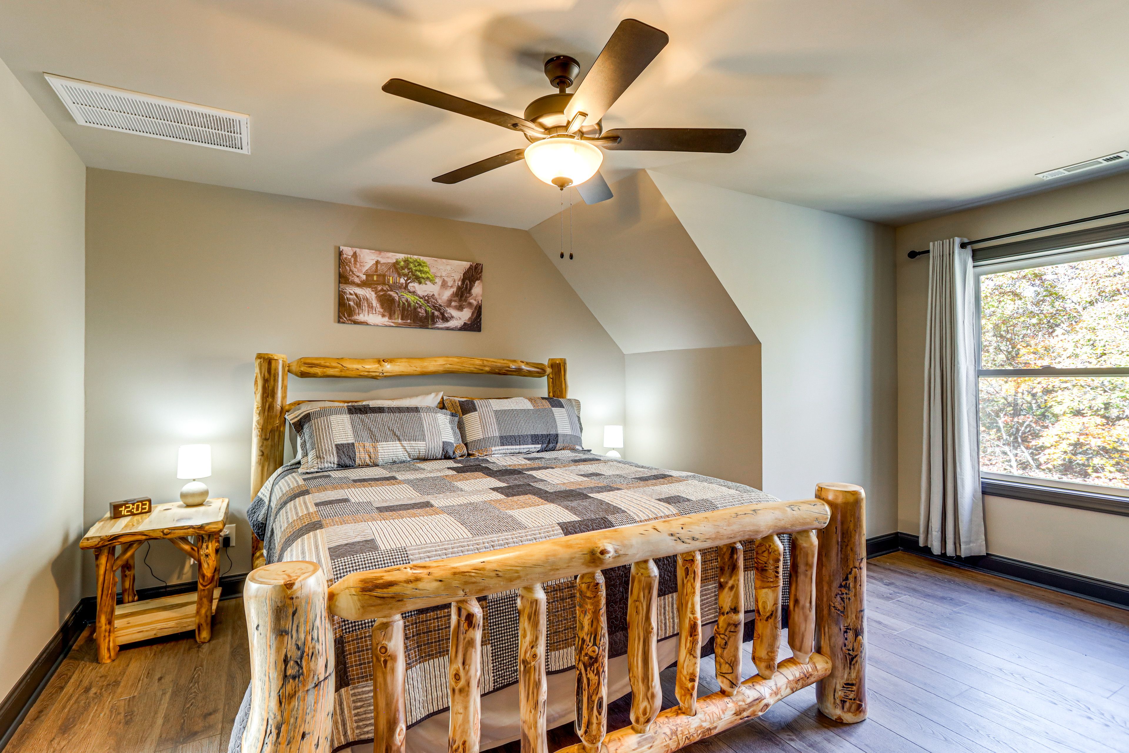 Bedroom 2 | King Bed | 2nd Floor | Linens Provided