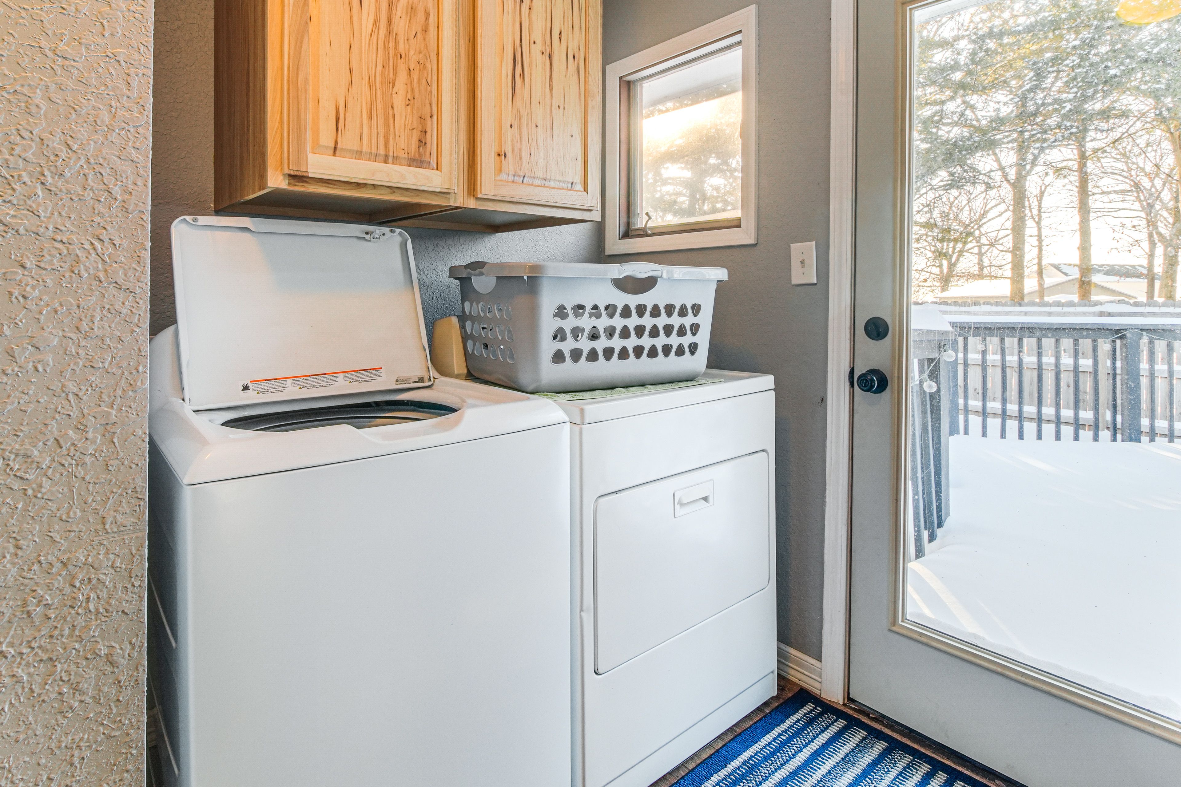 Laundry Area | Washer/Dryer