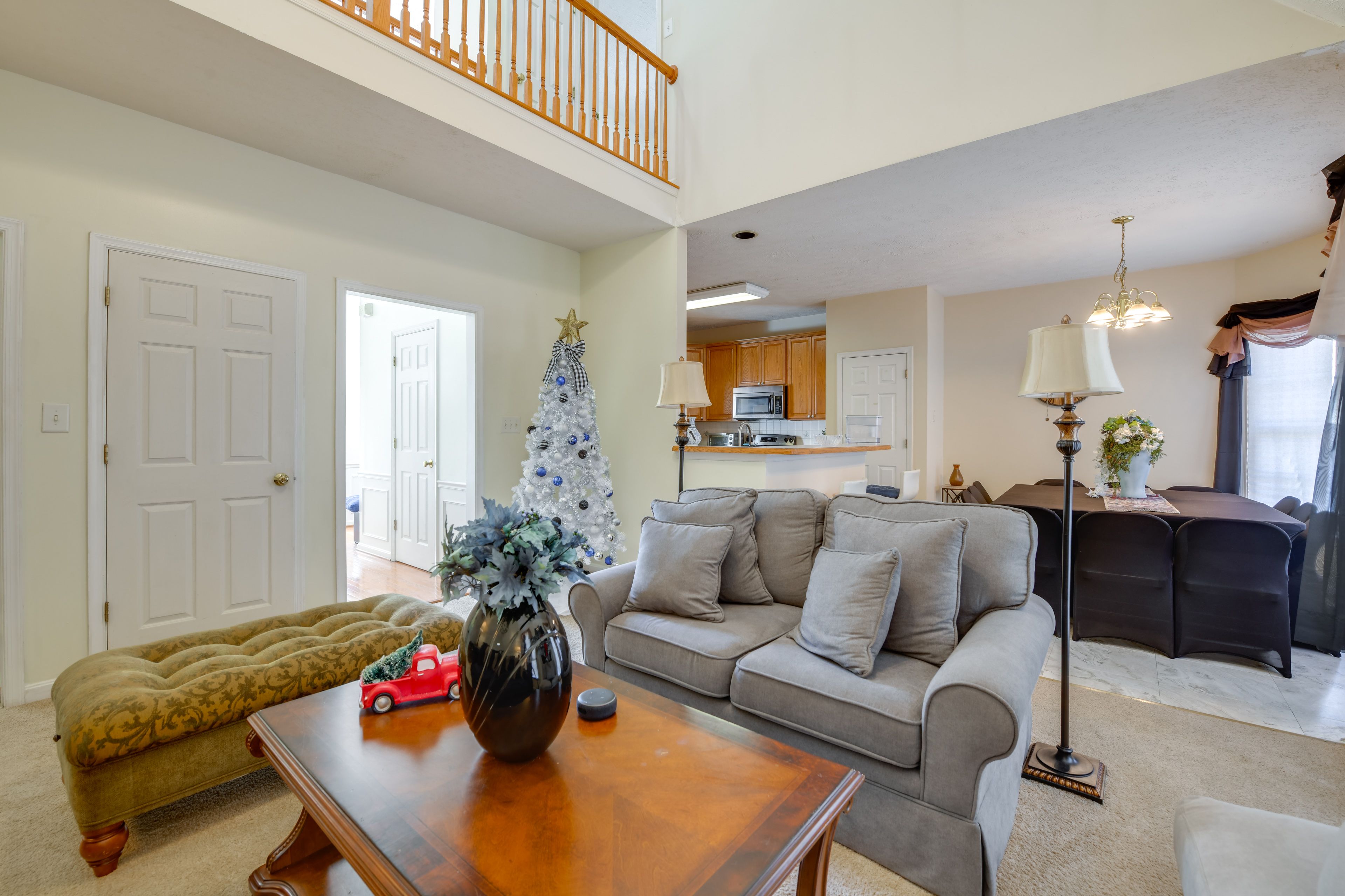 Living Space | 1st Floor | Free WiFi | Central A/C & Heating