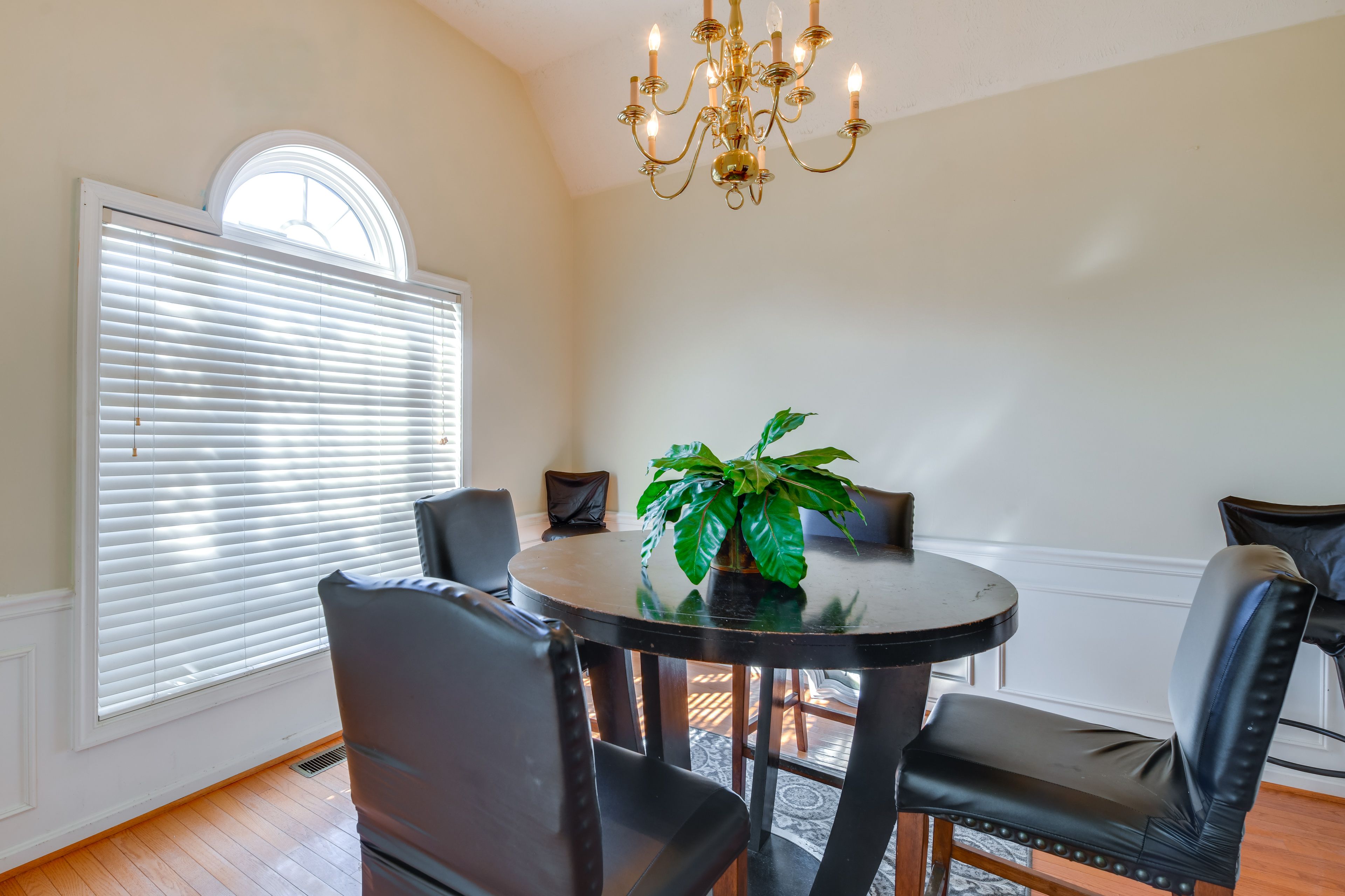Dining Area | 1st Floor | Dishware & Flatware