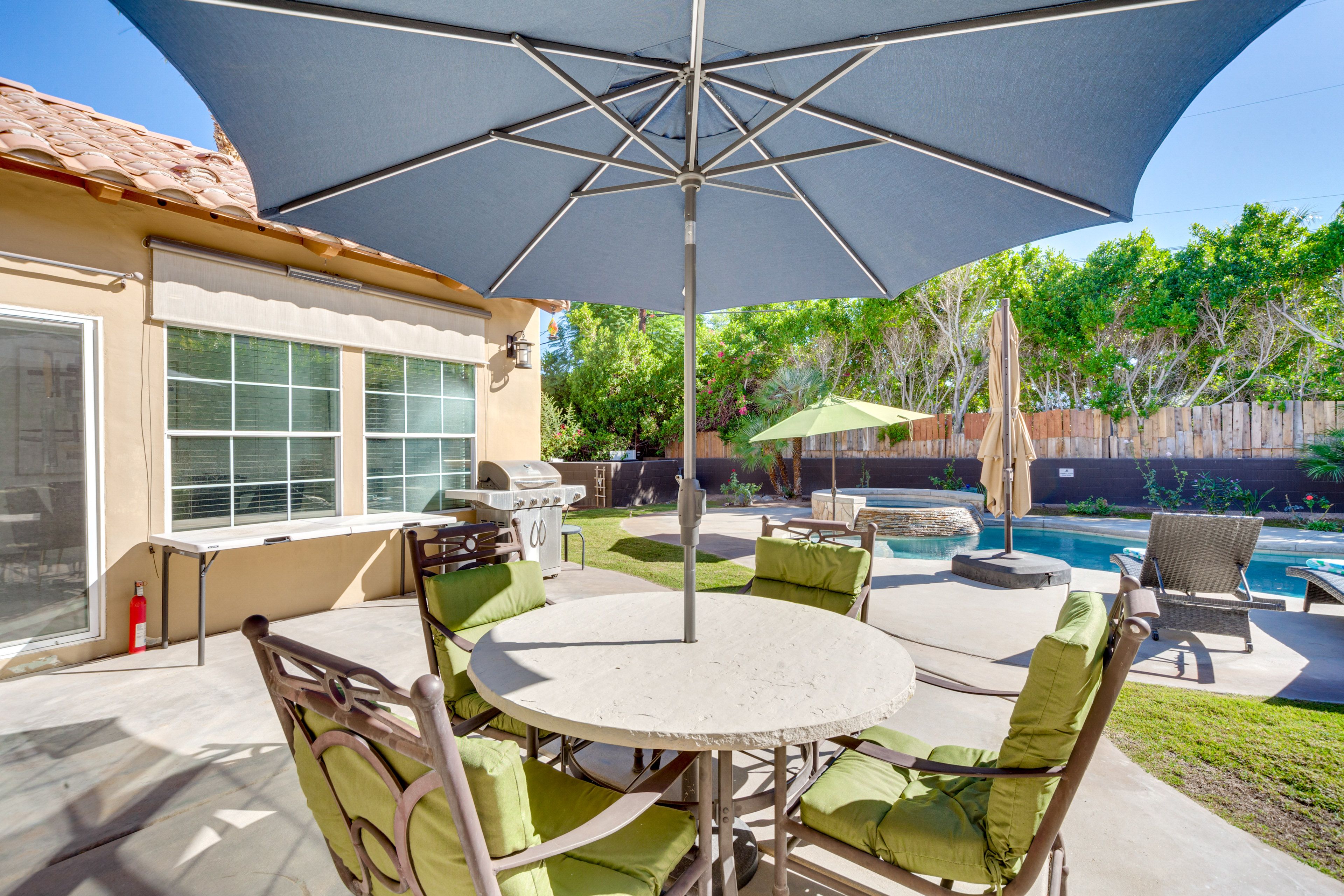 Private Patio | Outdoor Dining