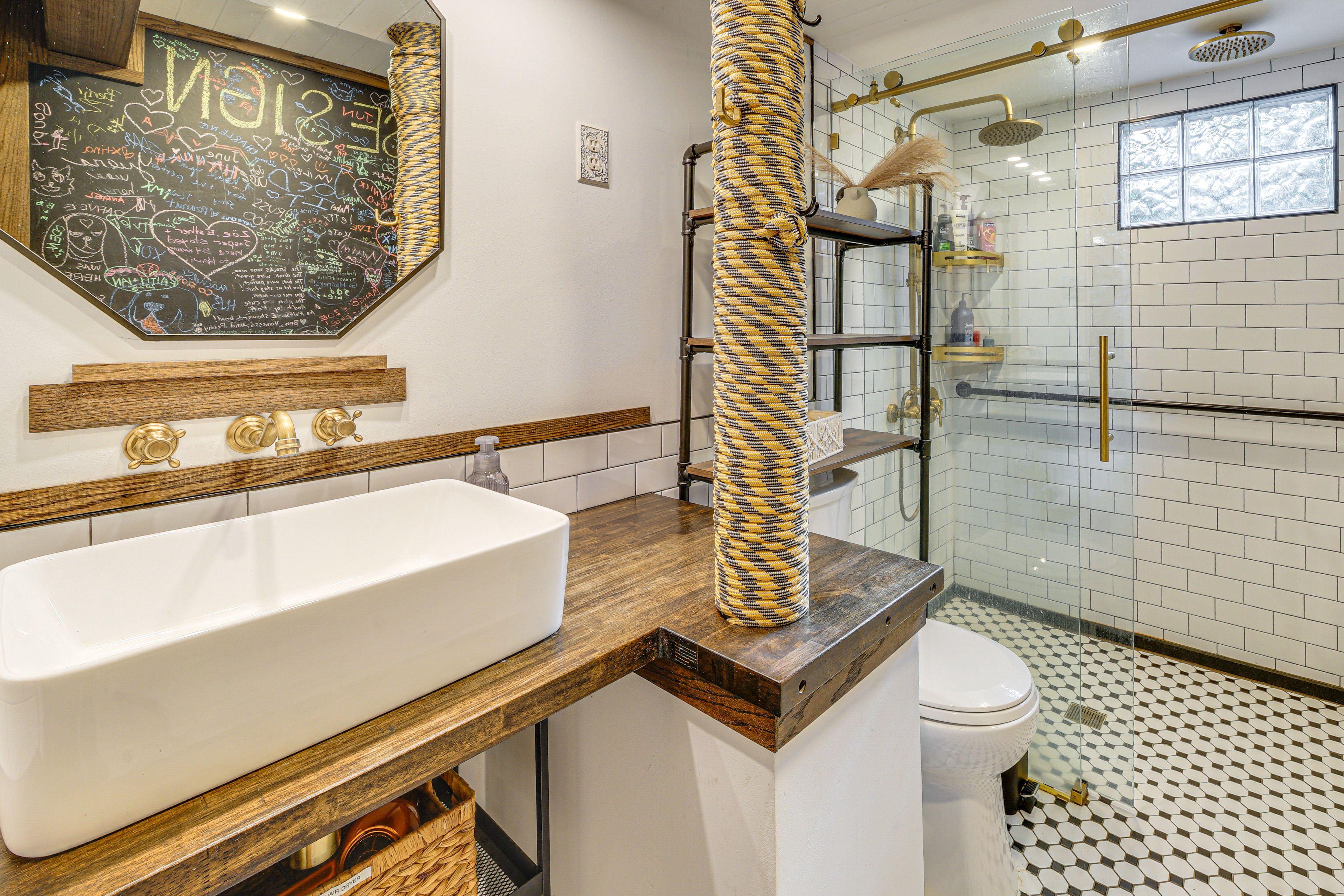 Bathroom | Towels Provided