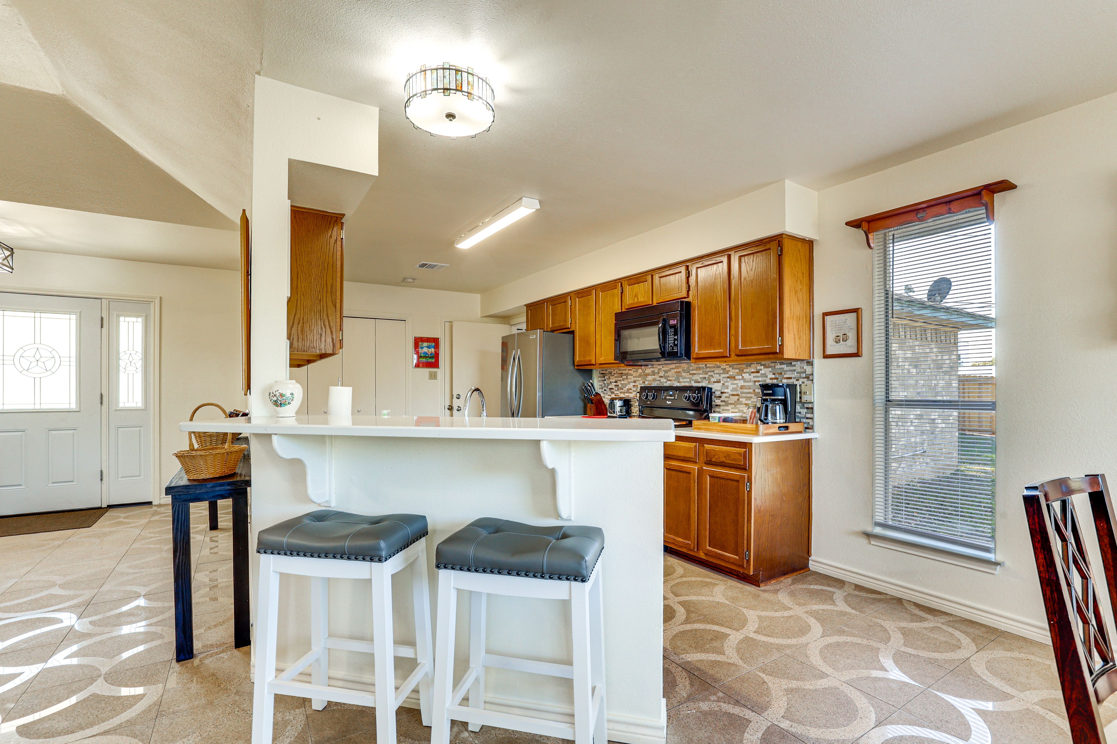 Kitchen | Oven | Drip Coffee Maker