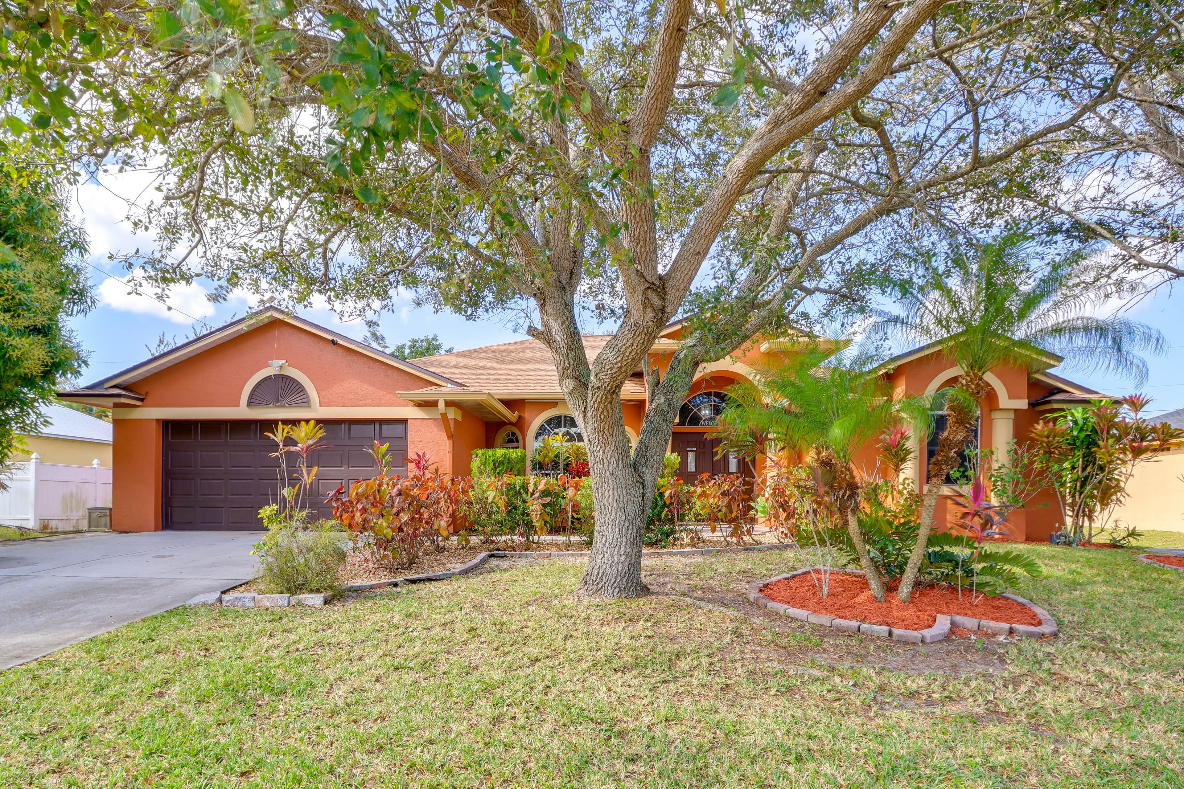 Property Exterior | Single-Story Home