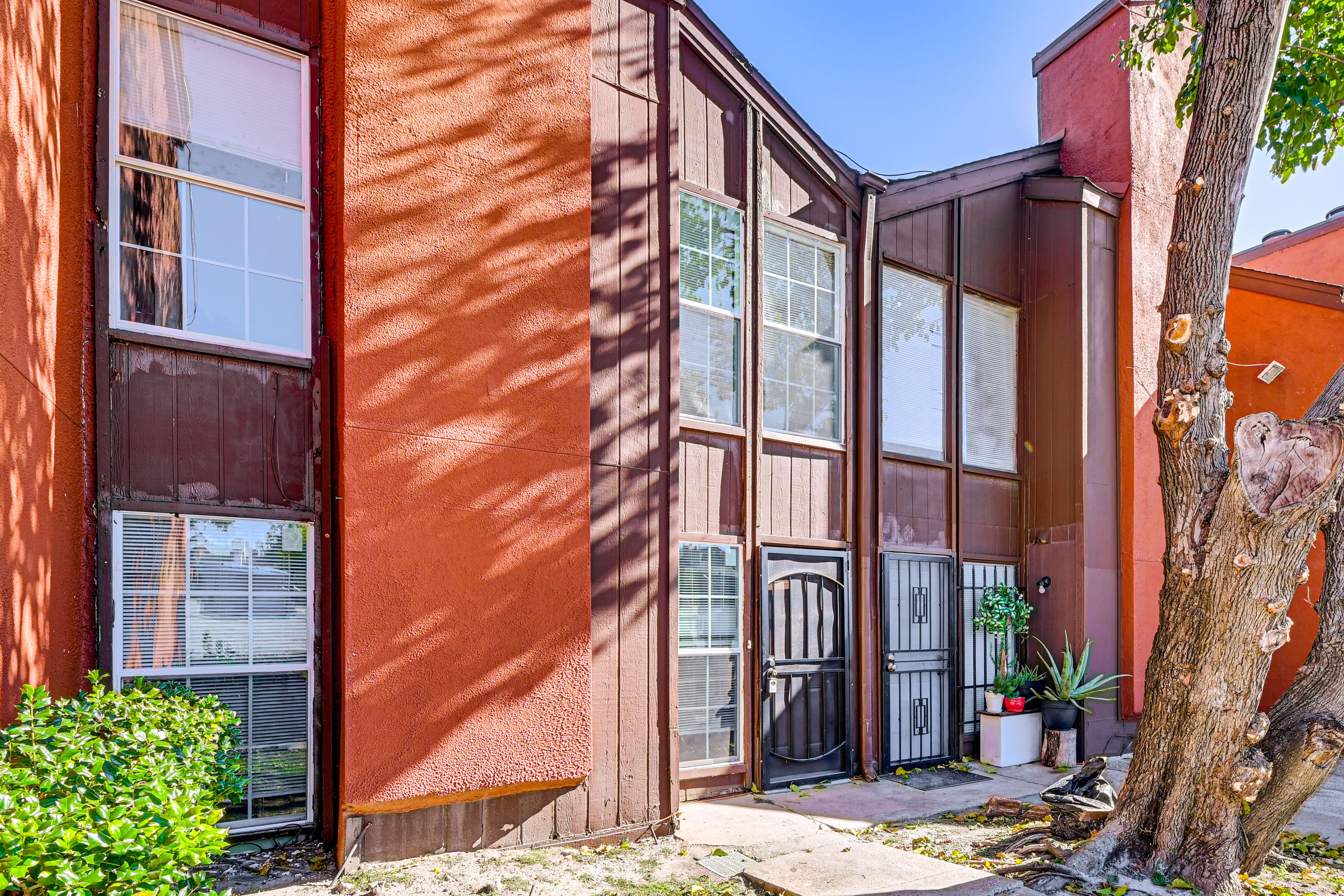 Property Exterior | Fair Oaks Condo Community