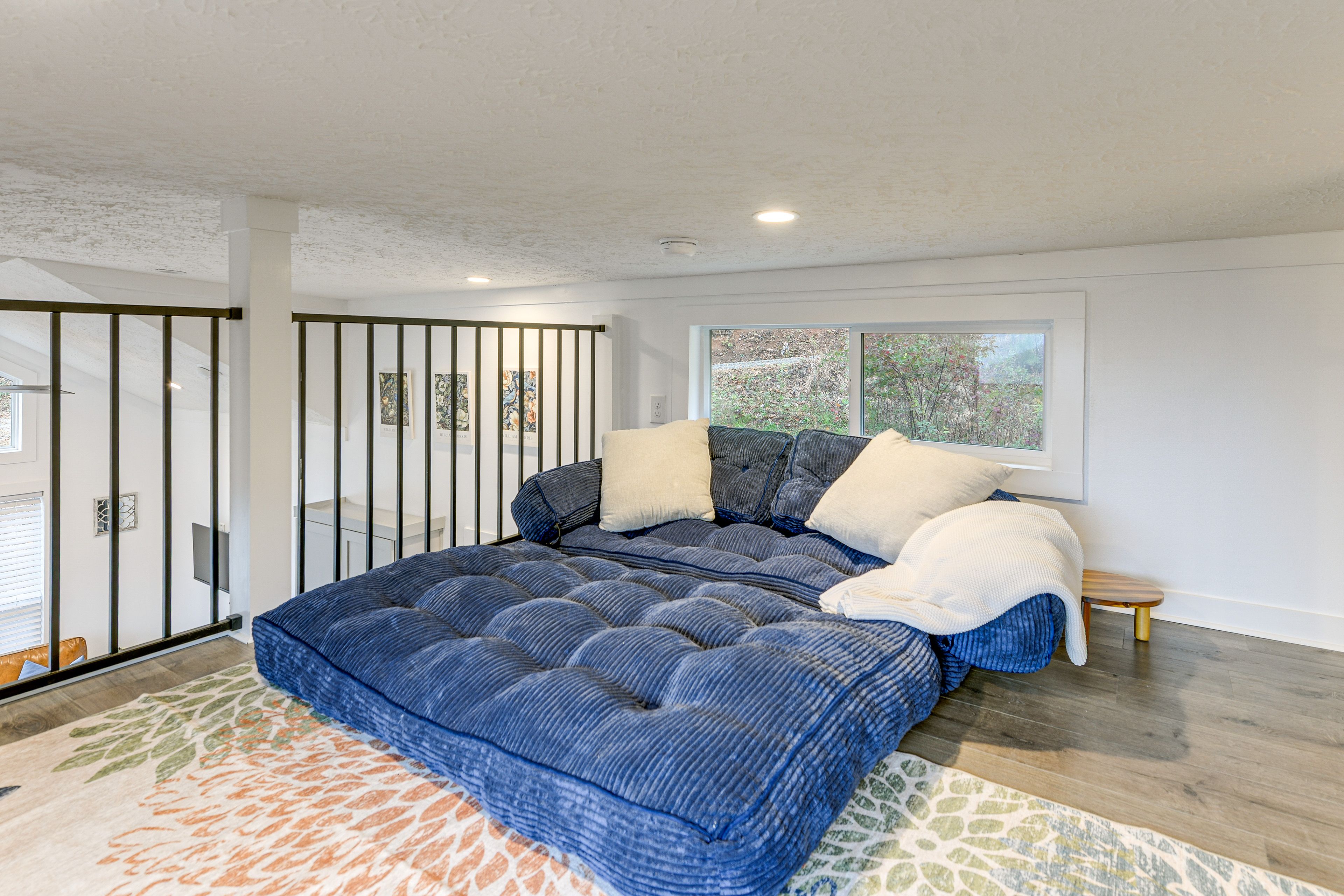 Loft | Flat-Screen TV | 2nd Floor