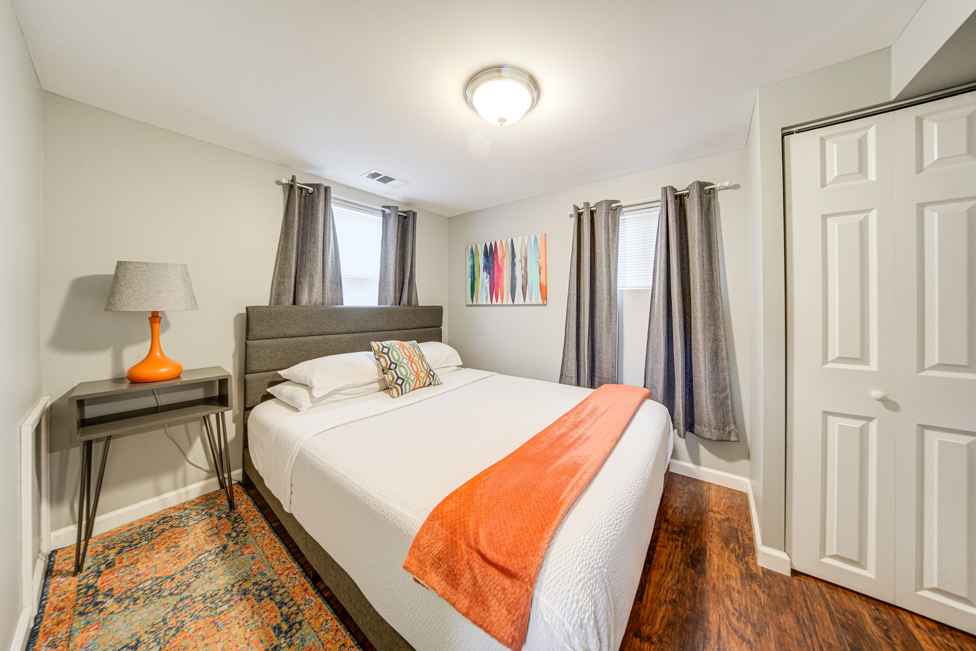 Bedroom 2 | Queen Bed