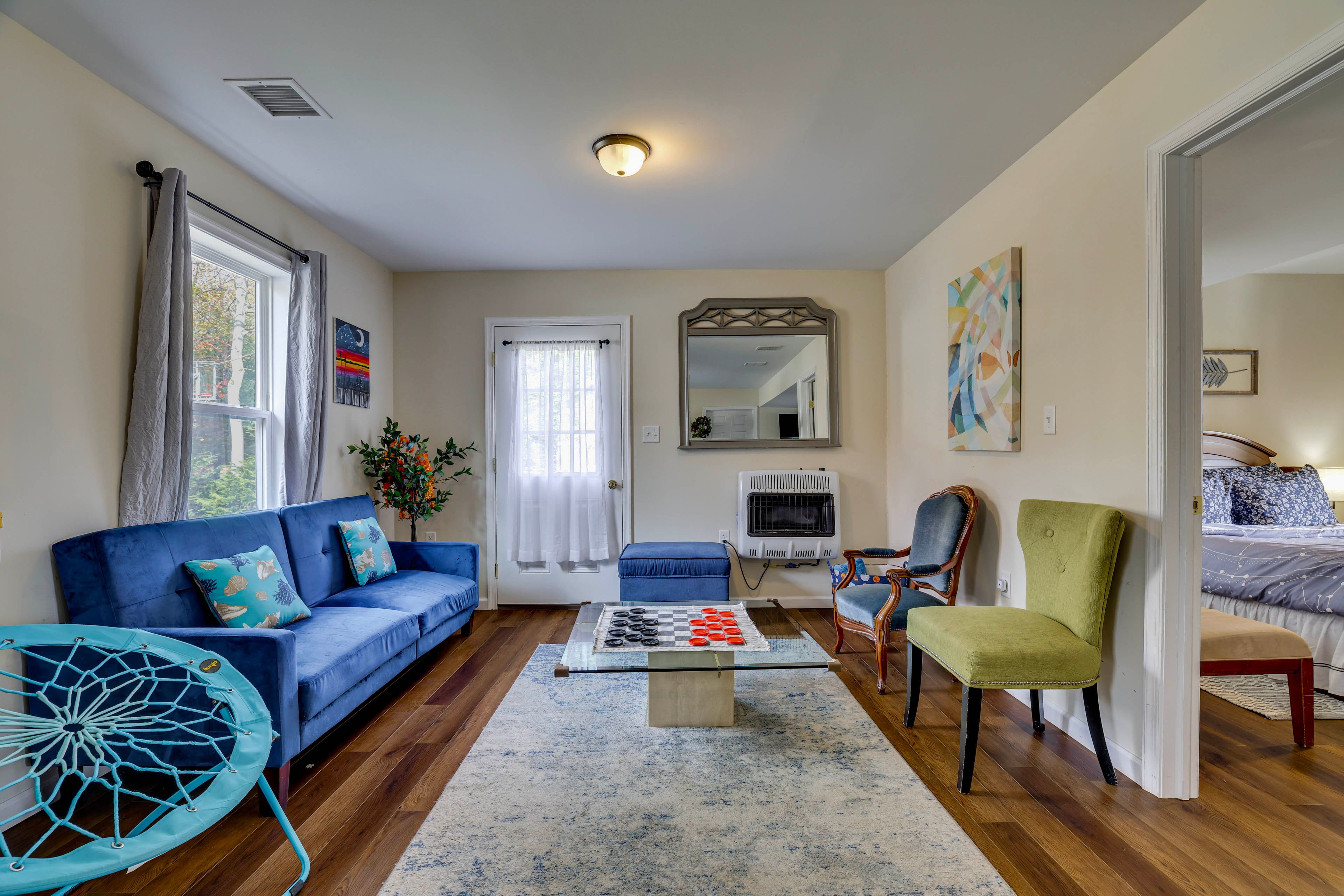 Family Room | Queen Sleeper Sofa | Lower Level