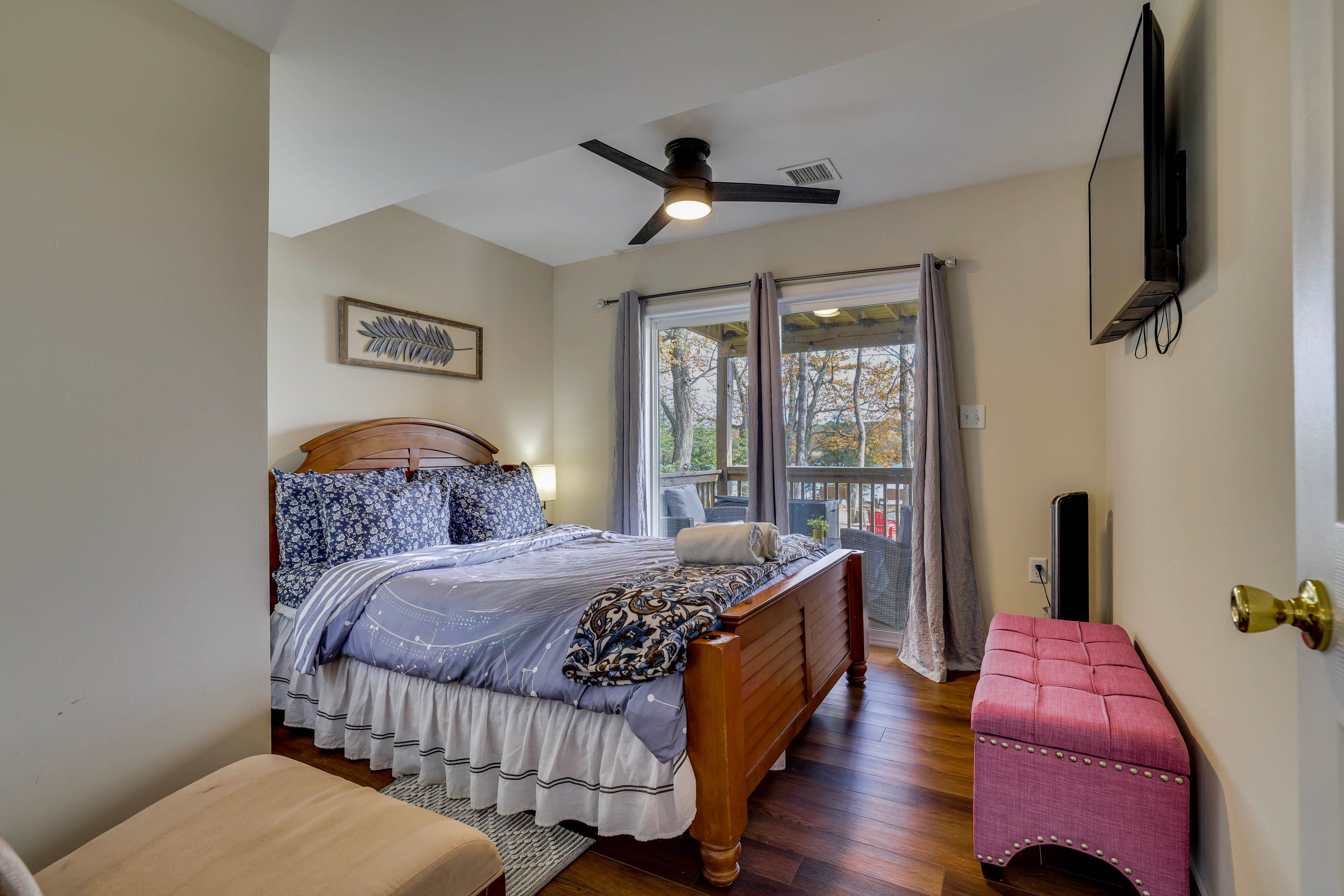 Bedroom 4 | Queen Bed | Lower Level