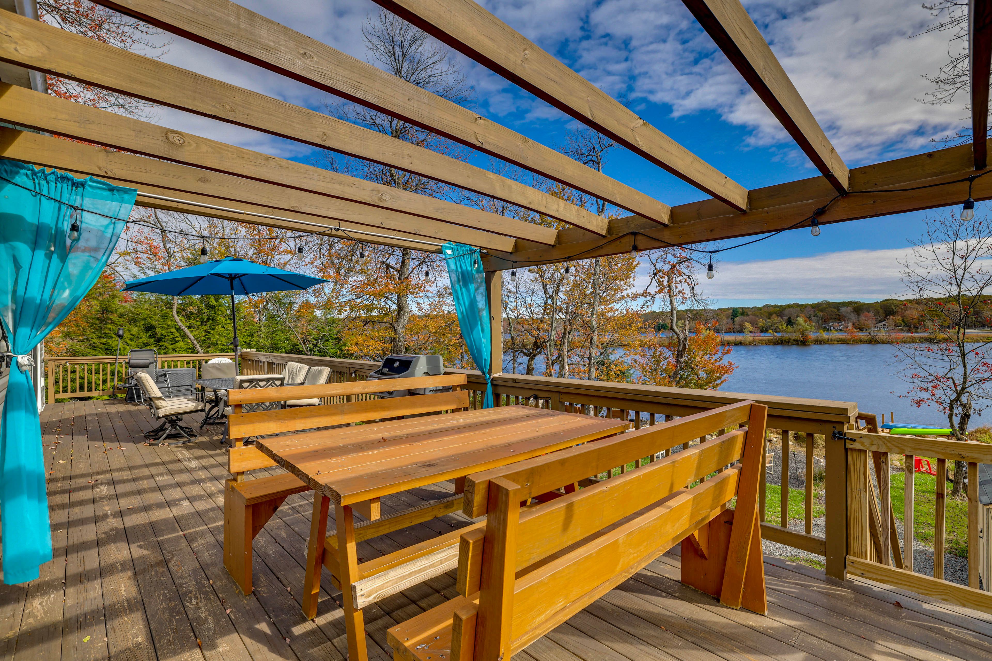 Pocono Summit Vacation Rental | 4BR | 3BA | 2,000 Sq Ft | Stairs Required