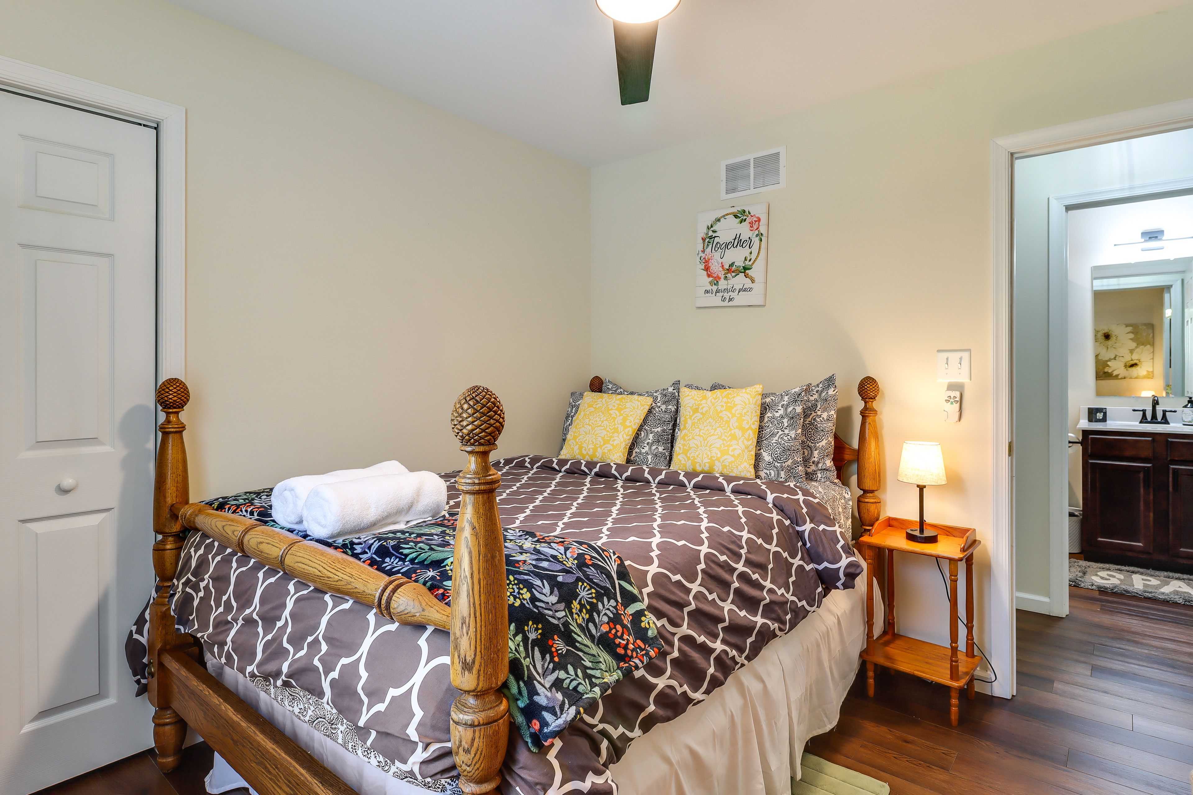 Bedroom 2 | Queen Bed | Main Level